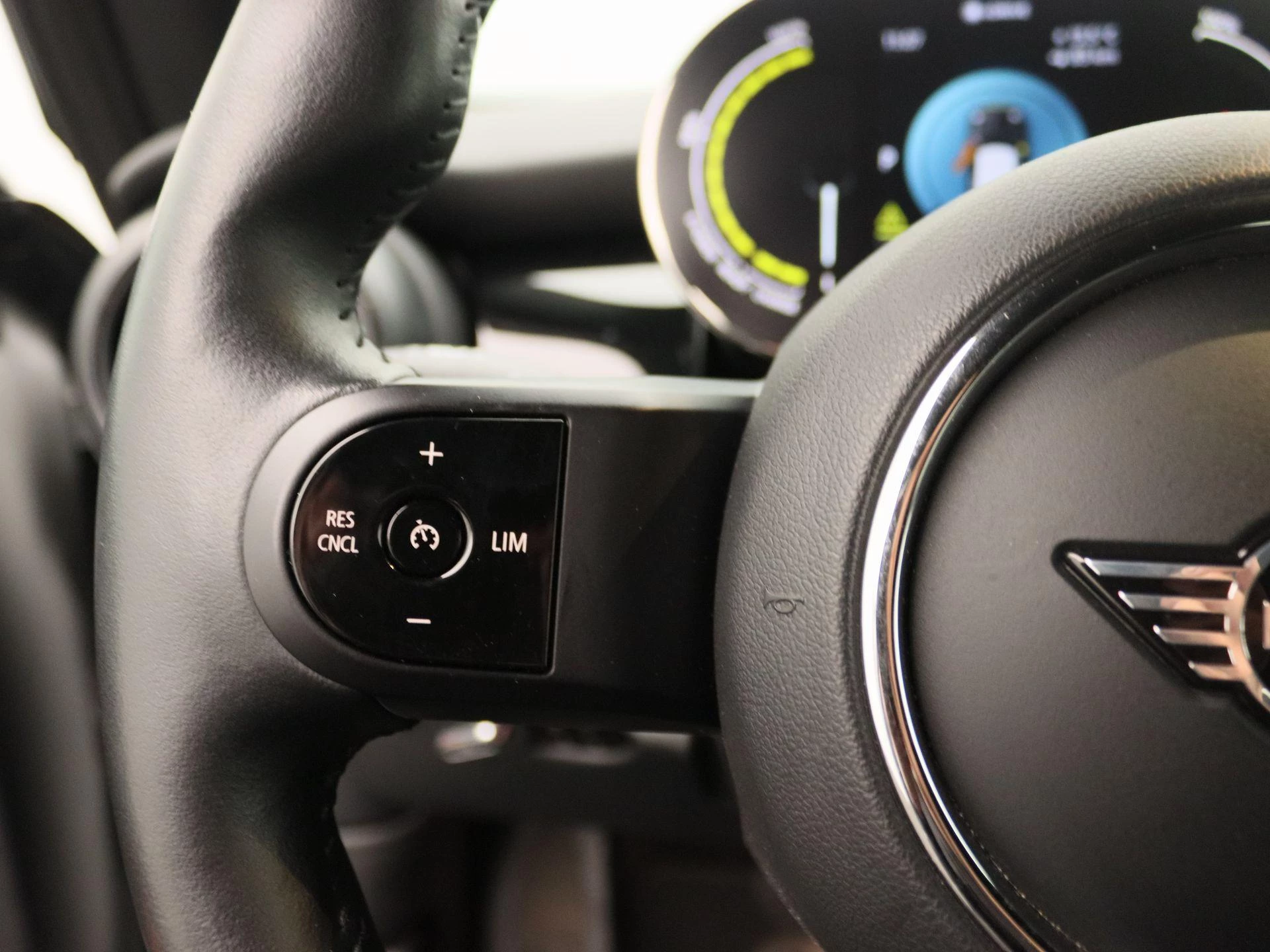 MINI-Electric-image-18