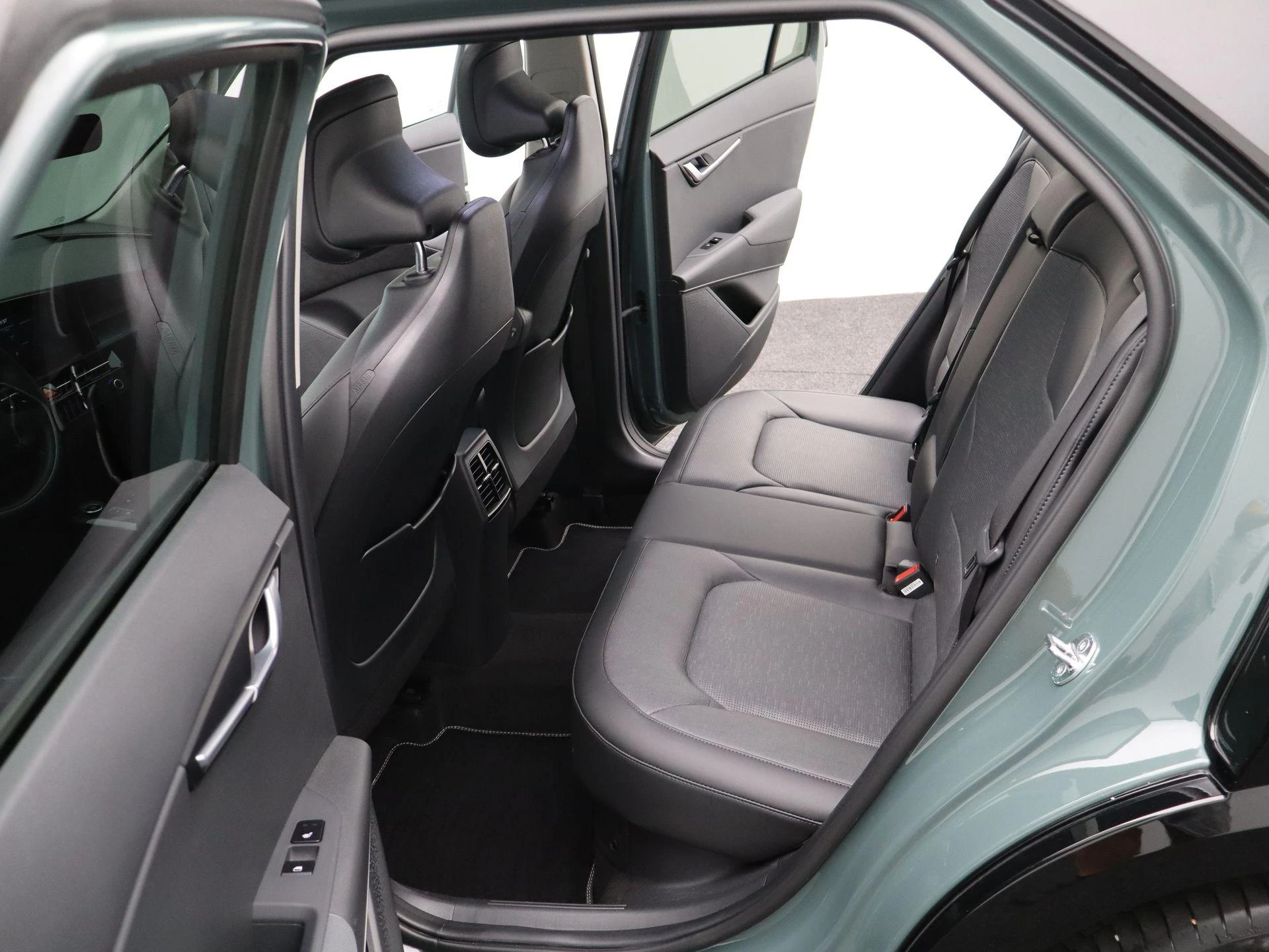 Kia Niro 1.6 GDi Hybrid Launch Edition