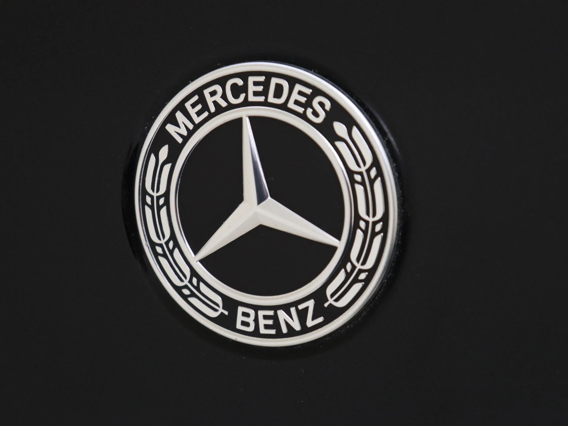Mercedes-Benz-CLA-image-25