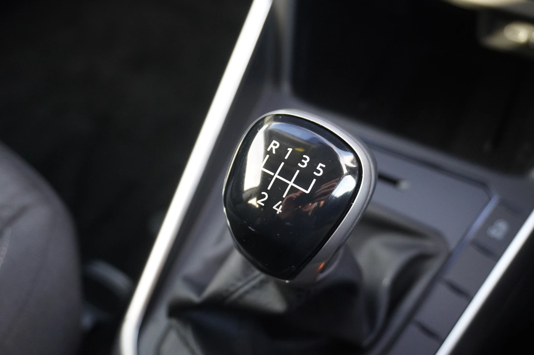 Volkswagen-Polo-image-32