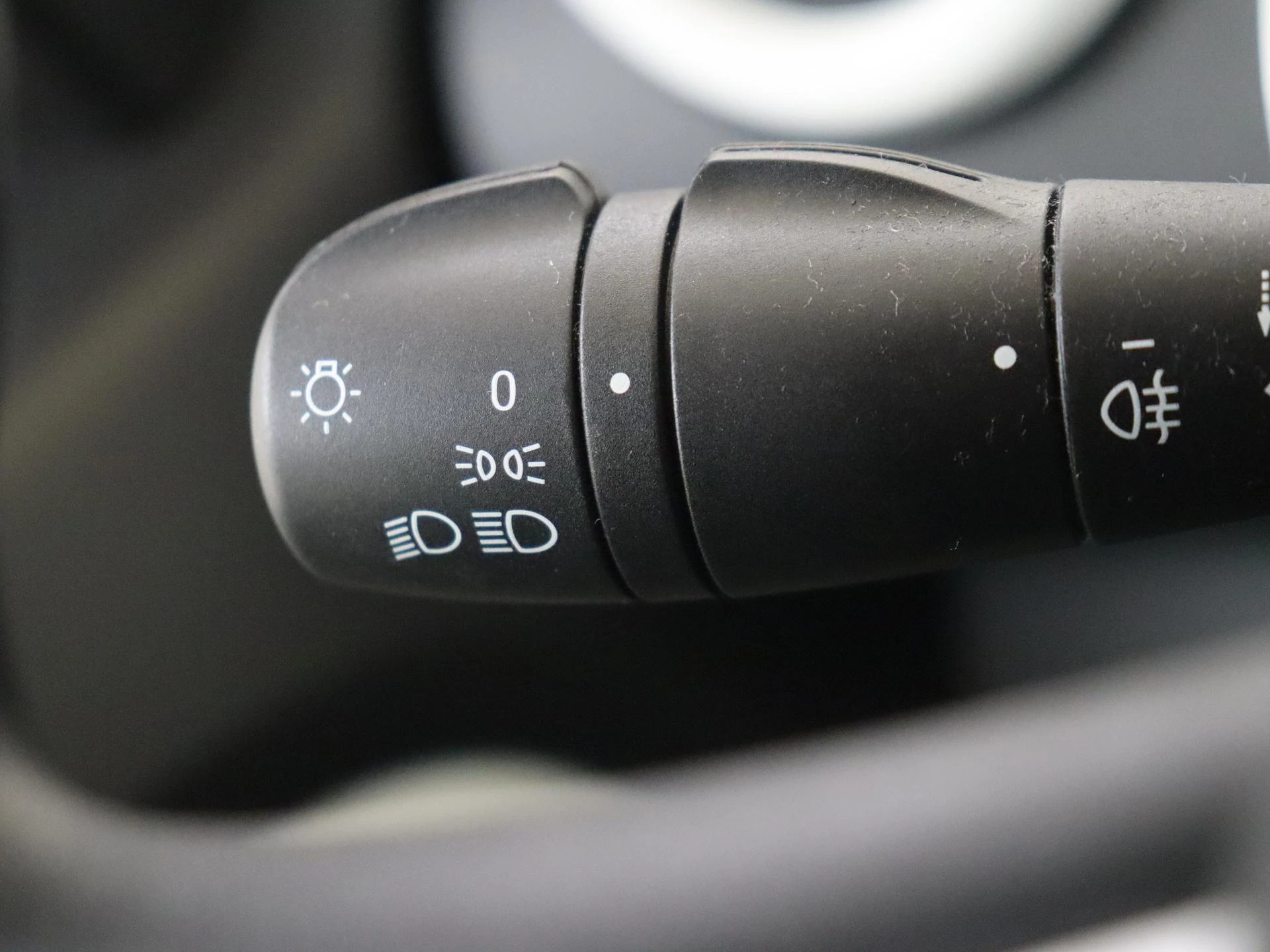 Renault-Twingo-image-22