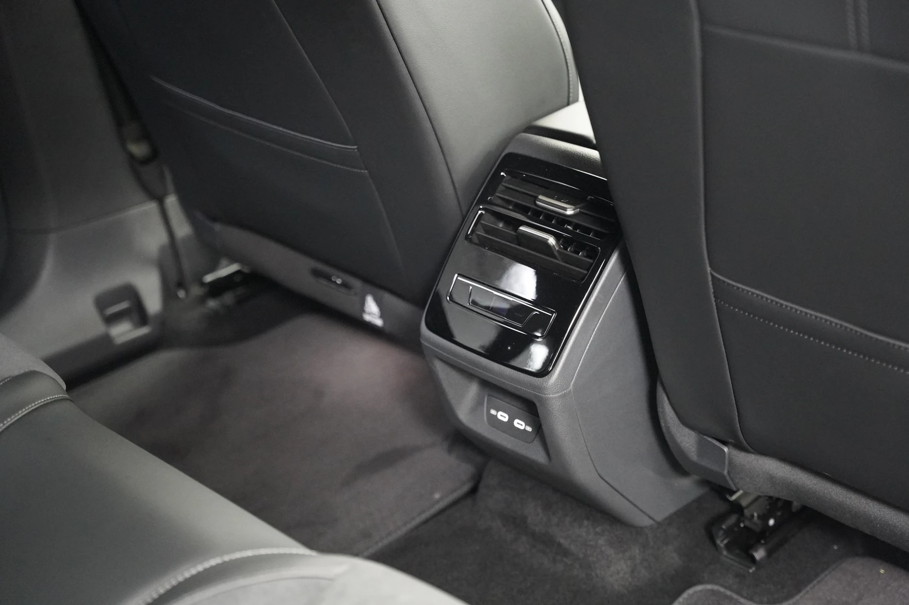 Volkswagen-ID.7-image-23