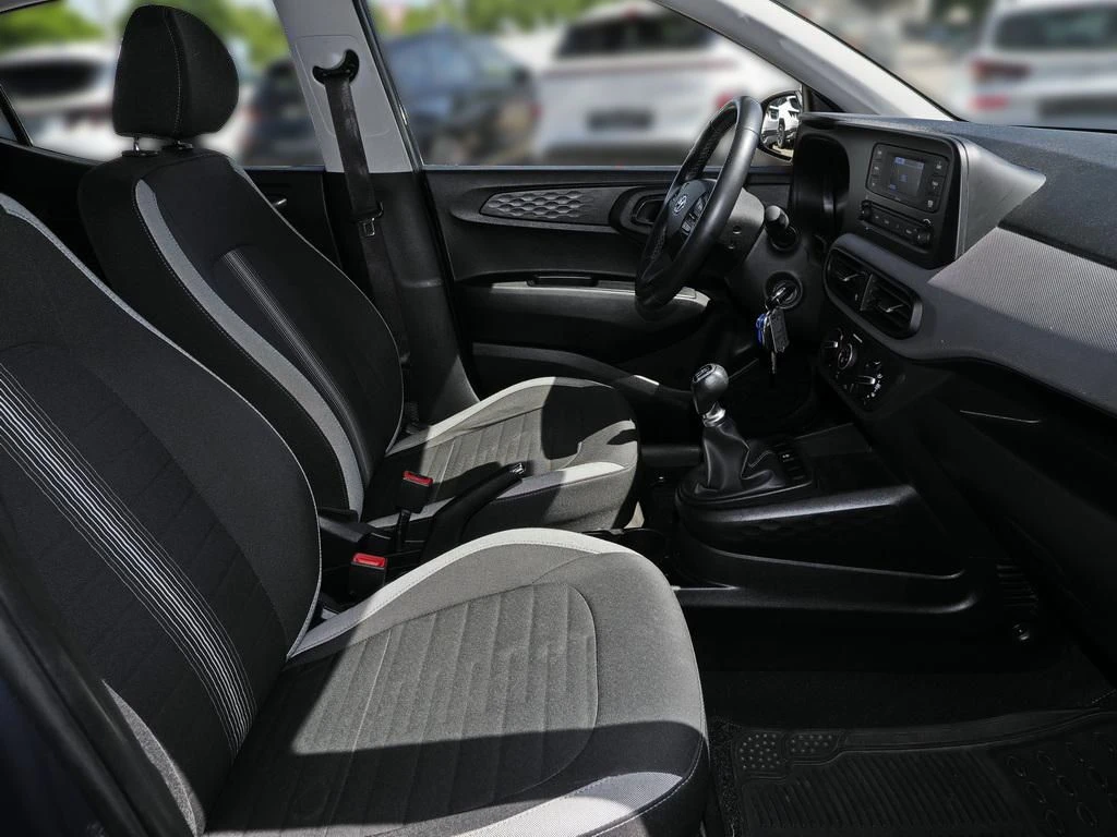 Hyundai-i10-image-12