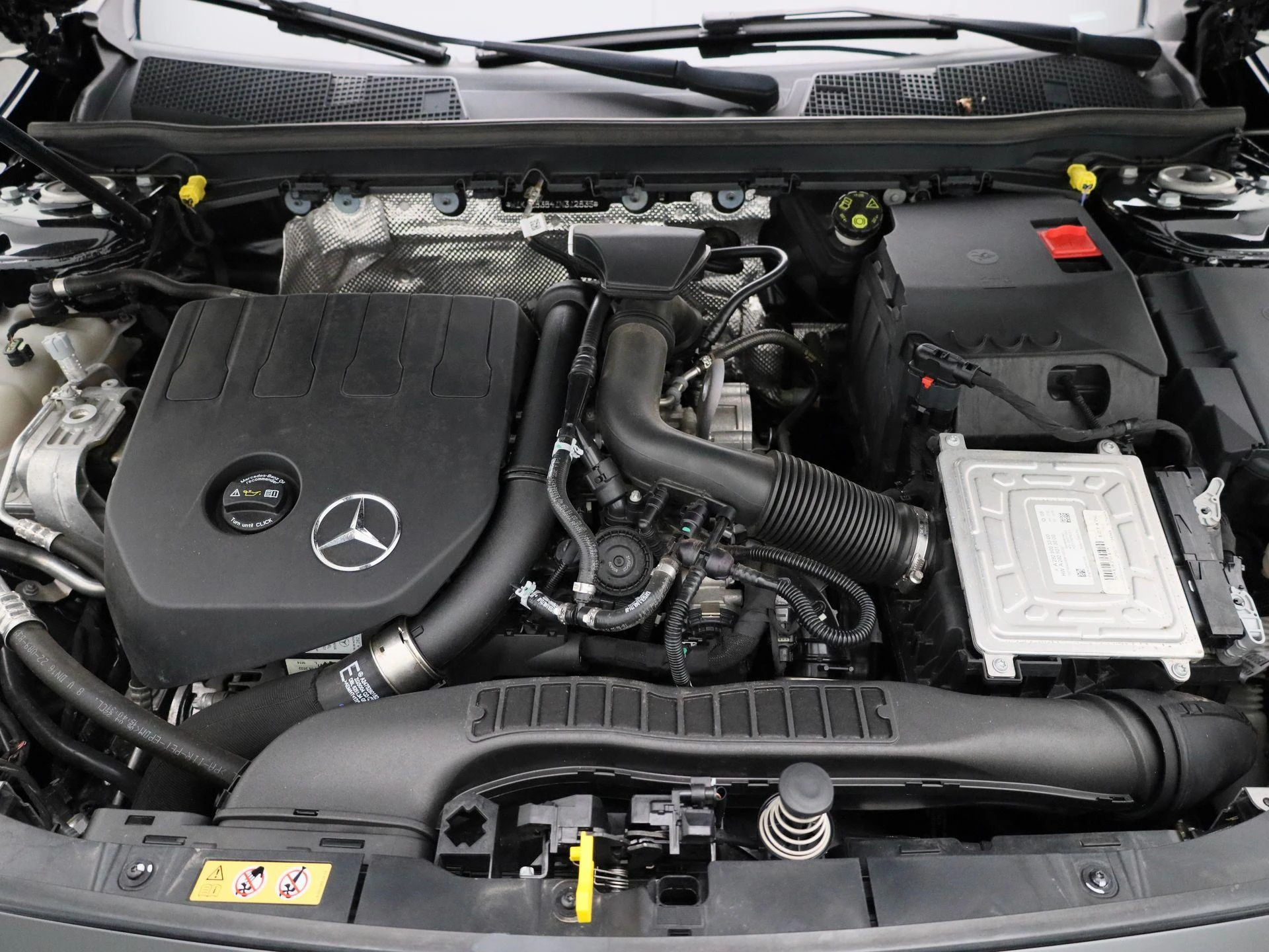 Mercedes-Benz CLA 180 Business Solution AMG