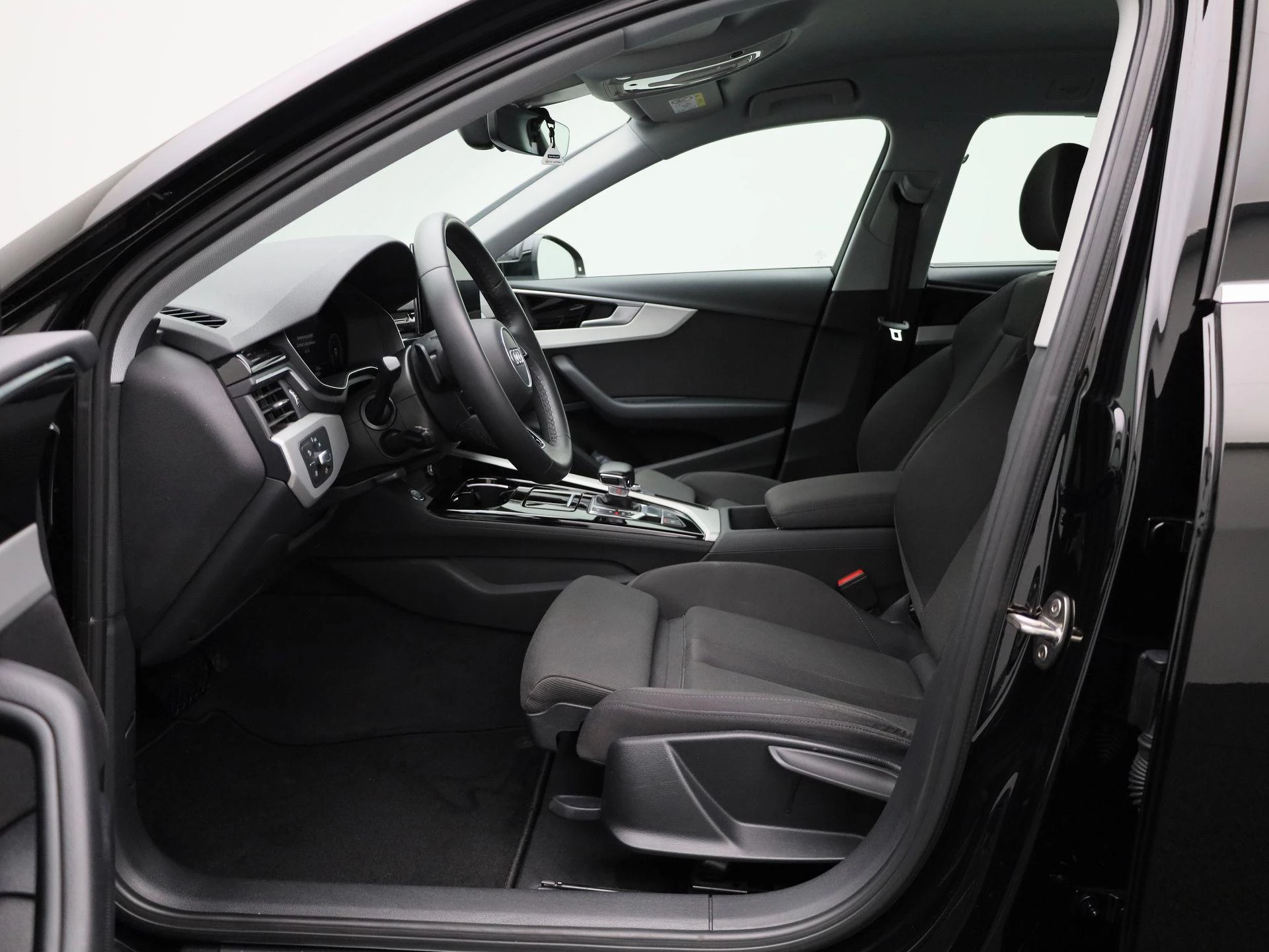 Audi-A4-image-8