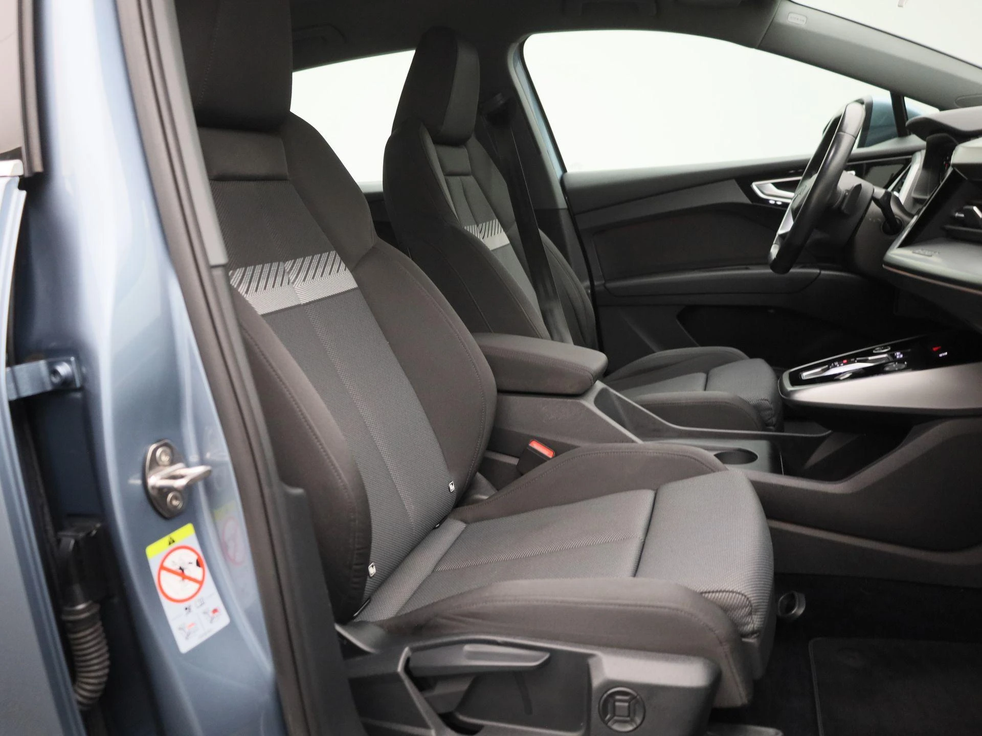 Audi-Q4 e-tron-image-37