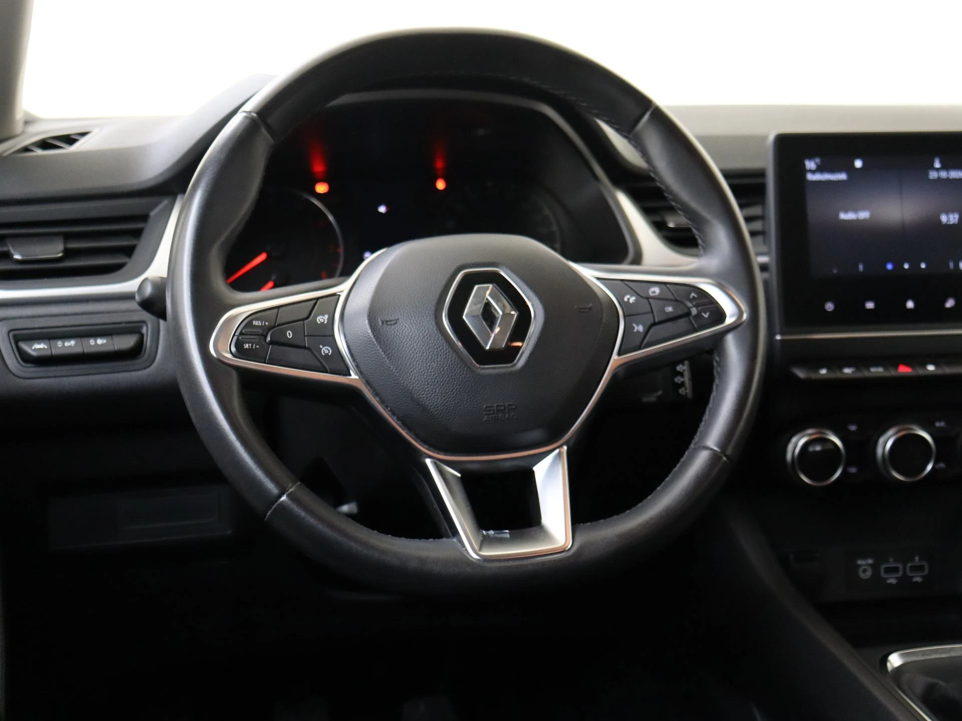 Renault-Captur-image-9