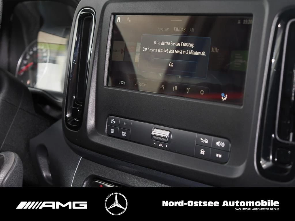 Mercedes-Benz-Vito-image-7