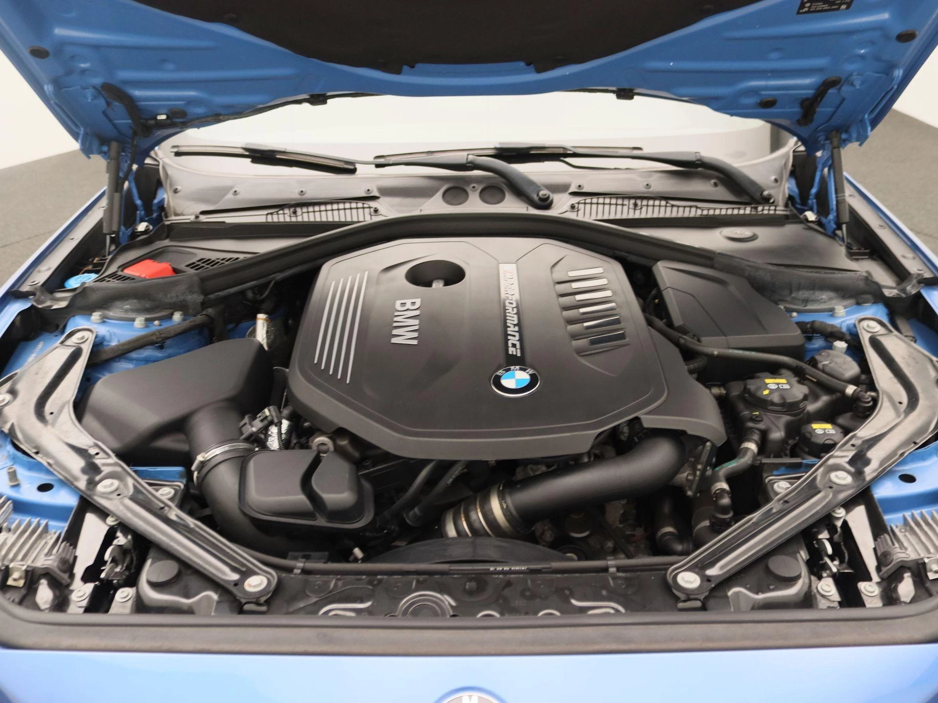 BMW-2 Serie-image-23