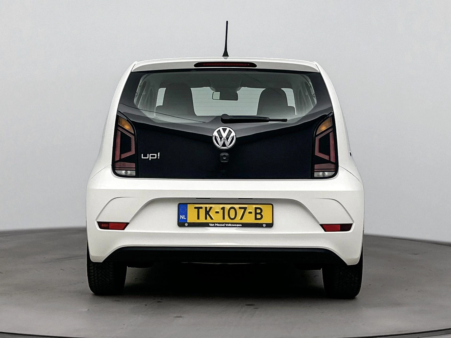 Volkswagen up! 1.0 BMT move up! 60PK
