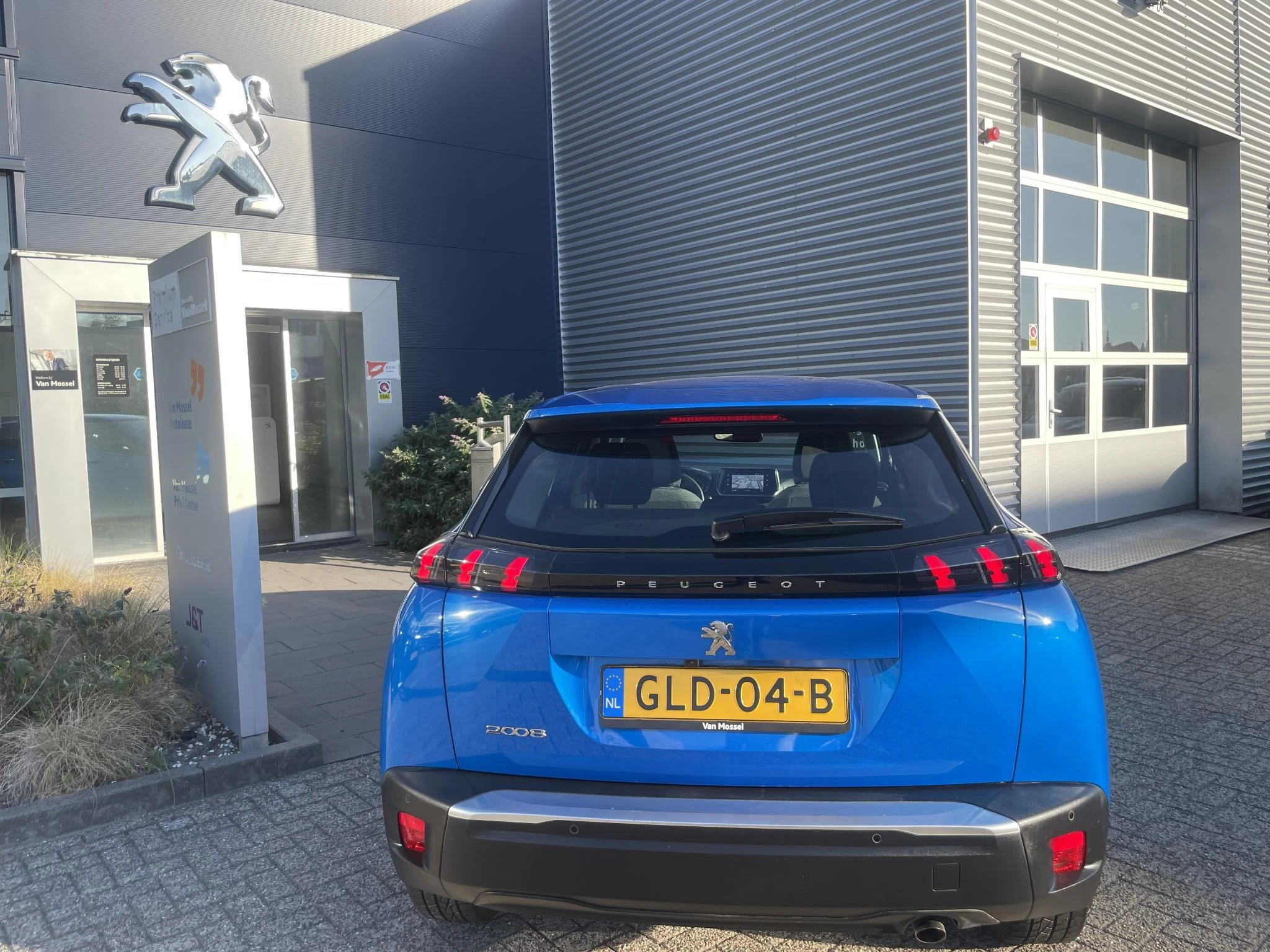 Peugeot-2008-image-5