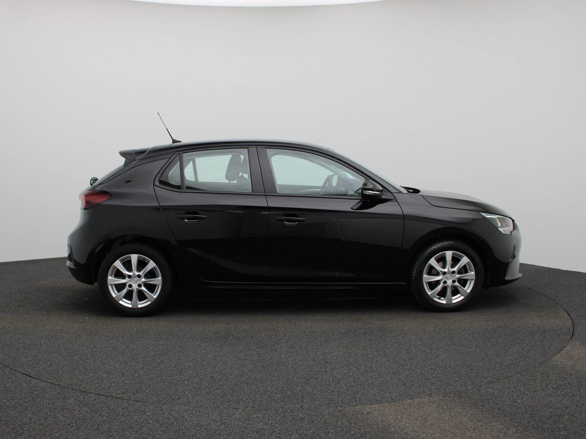 Opel-Corsa-image-5