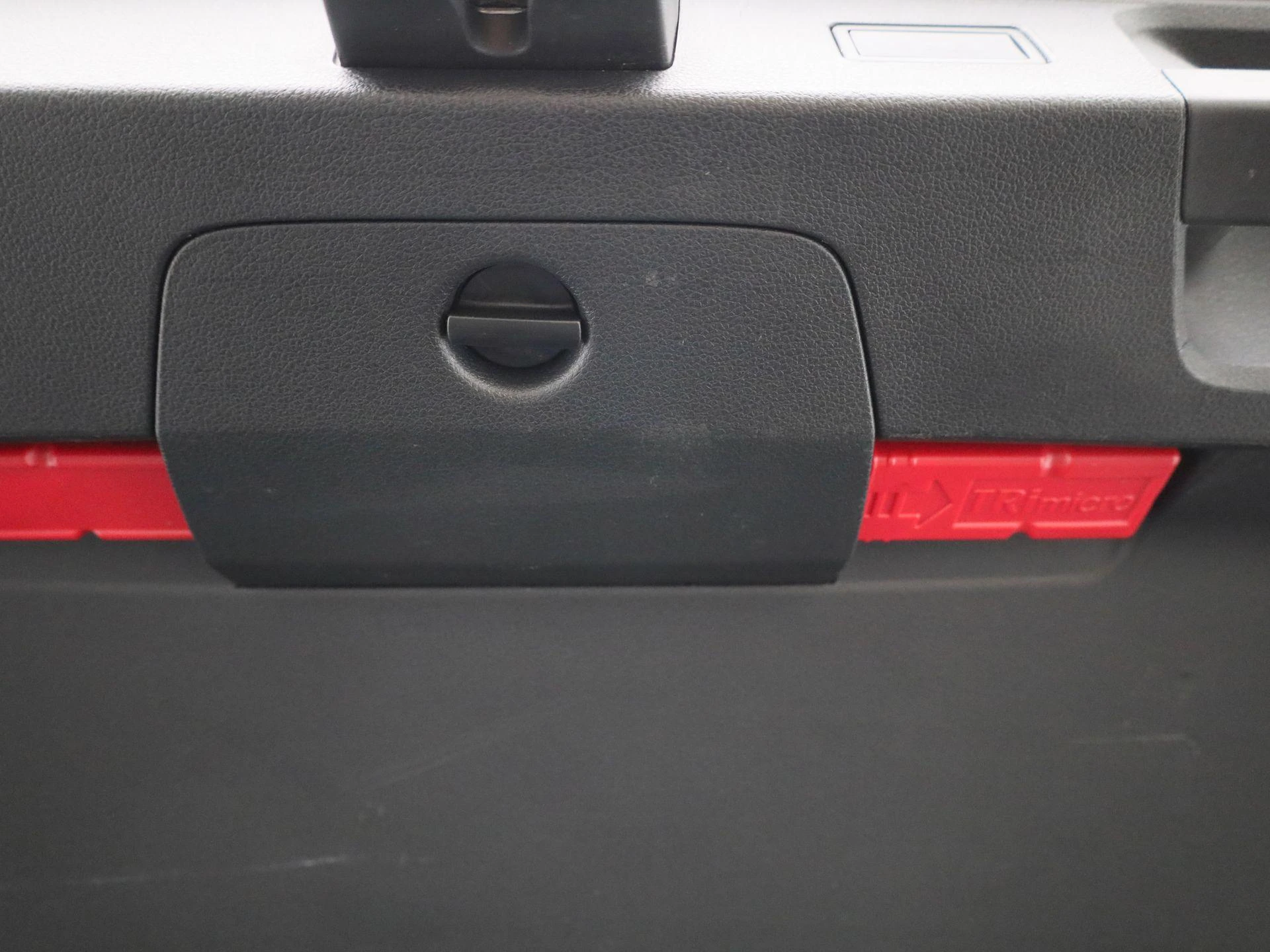 Volkswagen-Passat-image-13
