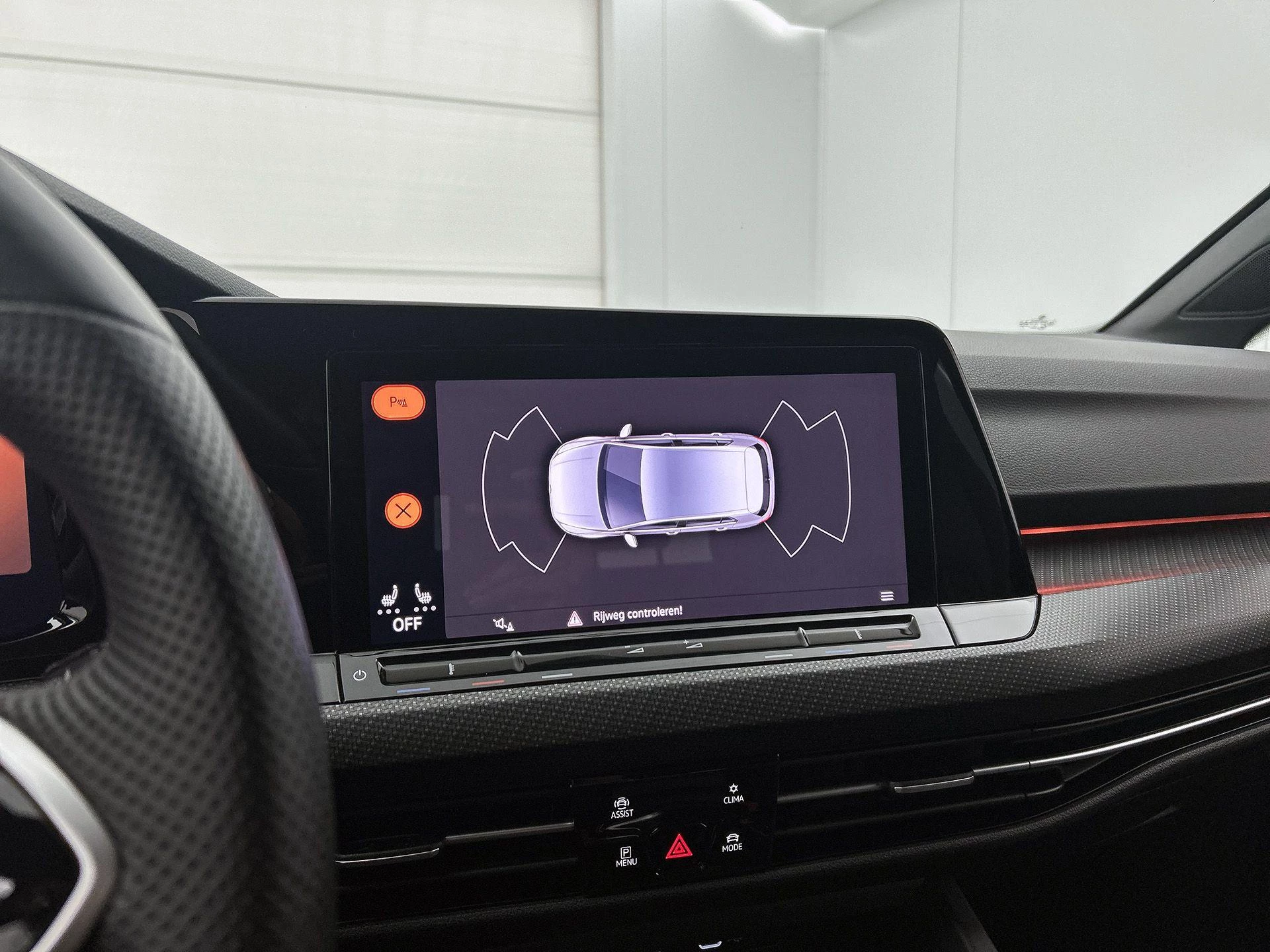 Volkswagen-Golf-image-13