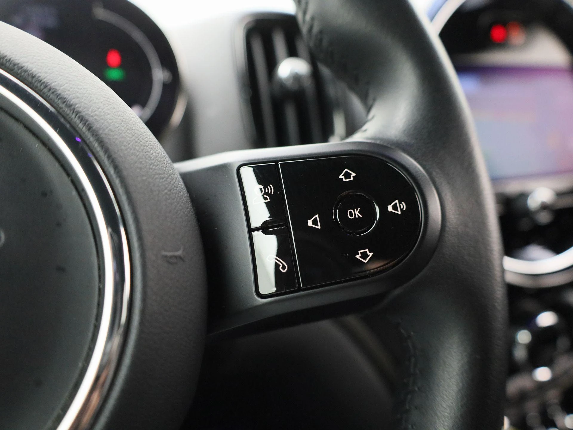 MINI-Countryman-image-18