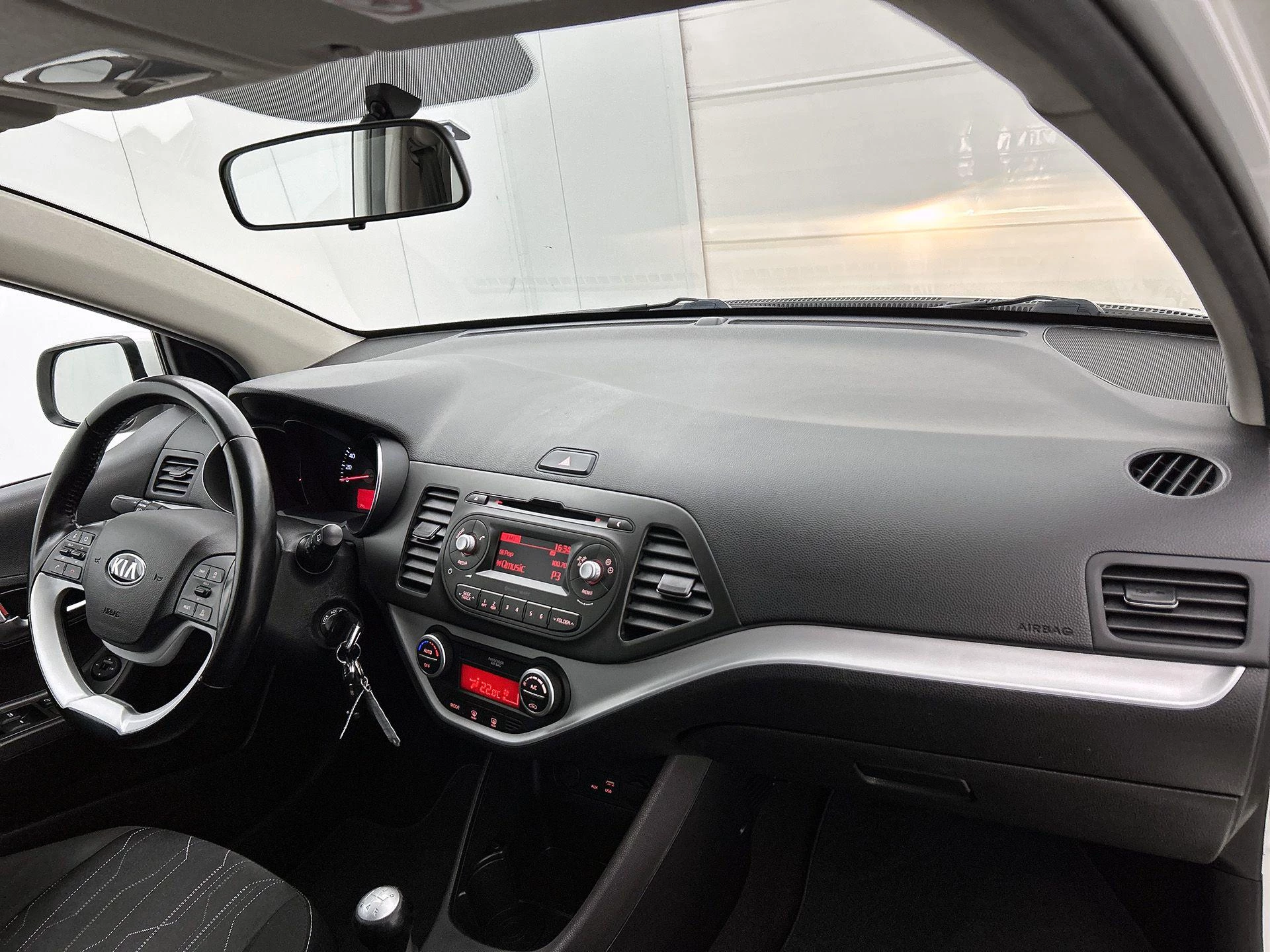 Kia-Picanto-image-13