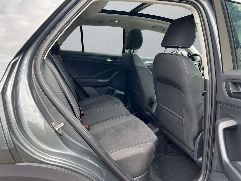 Volkswagen T-Roc 1.5 TSI DSG Style *Kamera*Pano*ACC*
