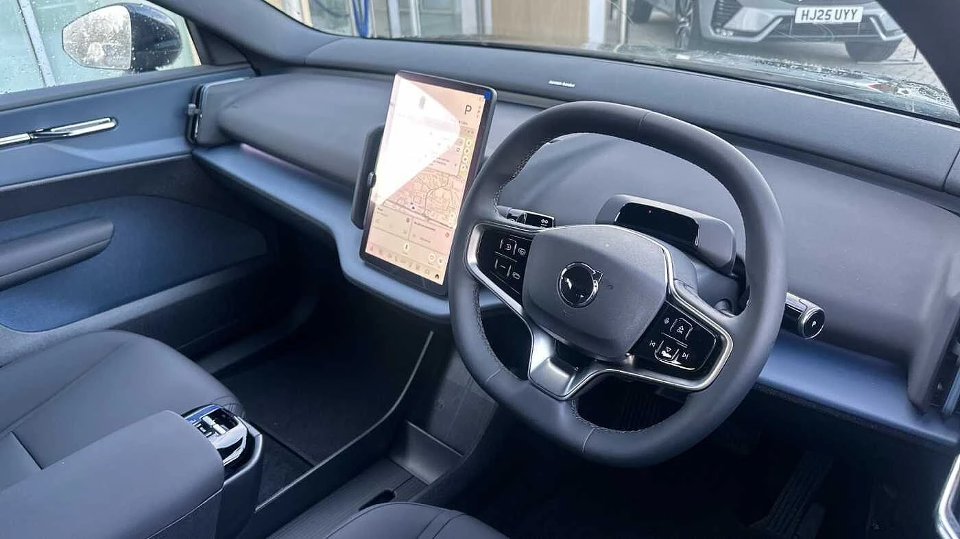 Volvo-EX30-image-4