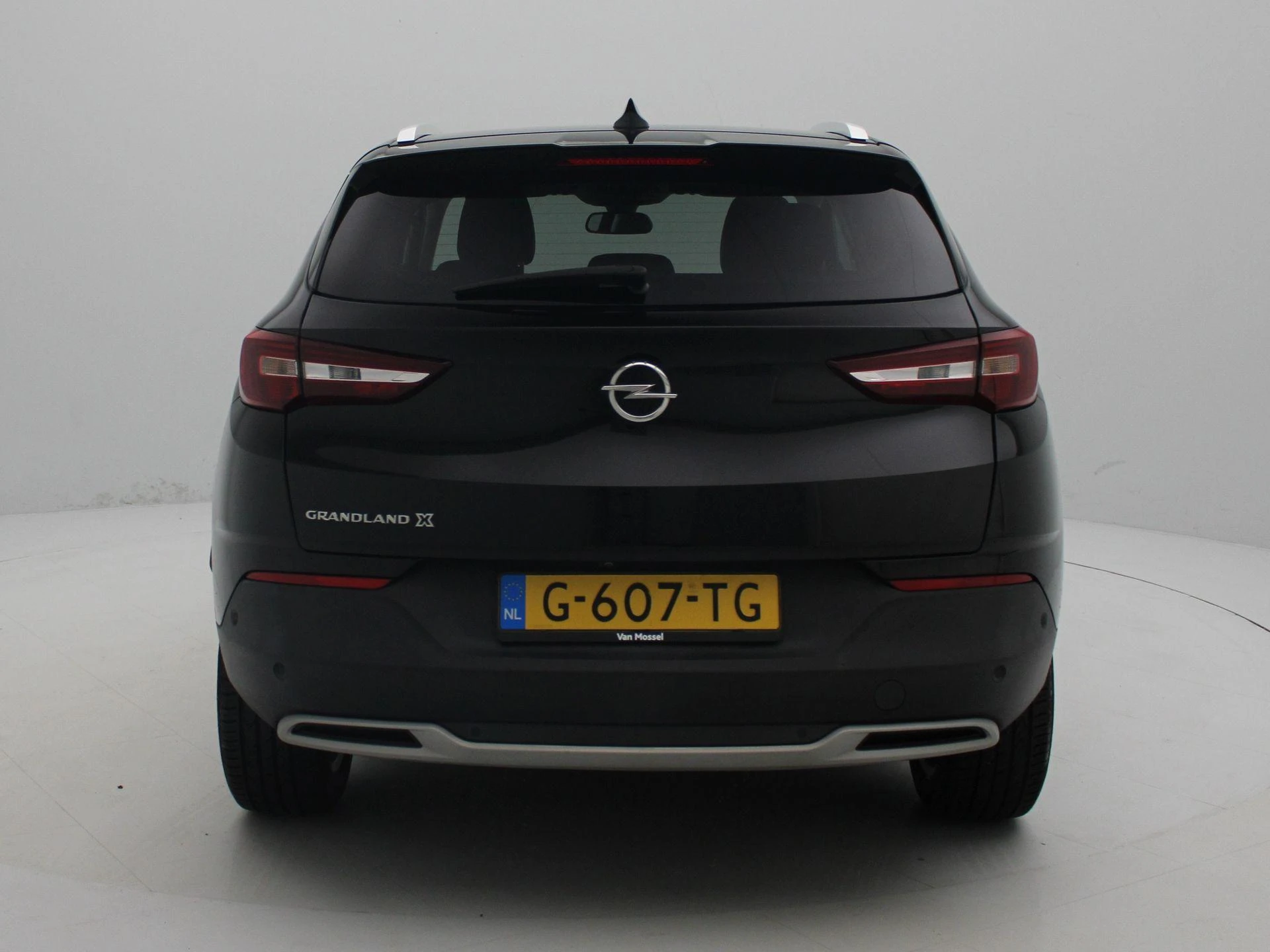 Opel-Grandland X-image-4