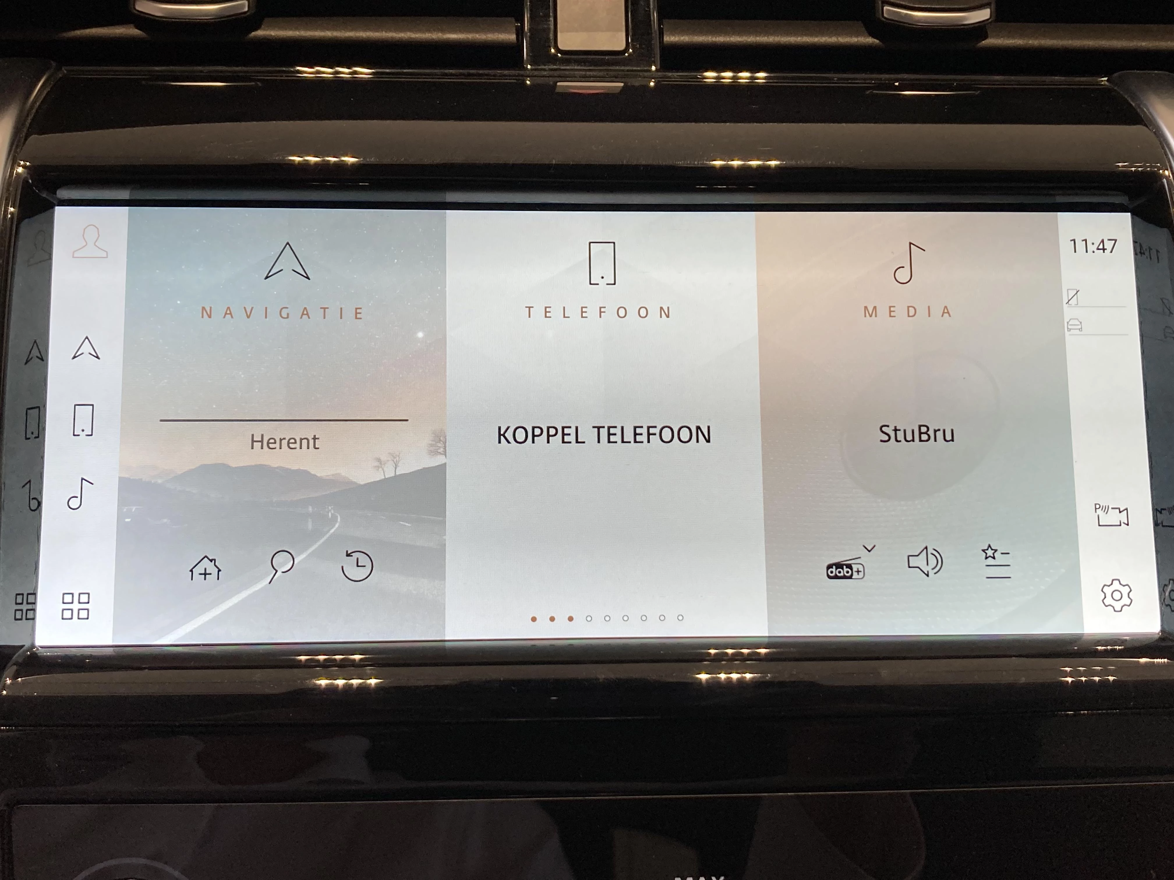 Land Rover-Discovery Sport-image-17