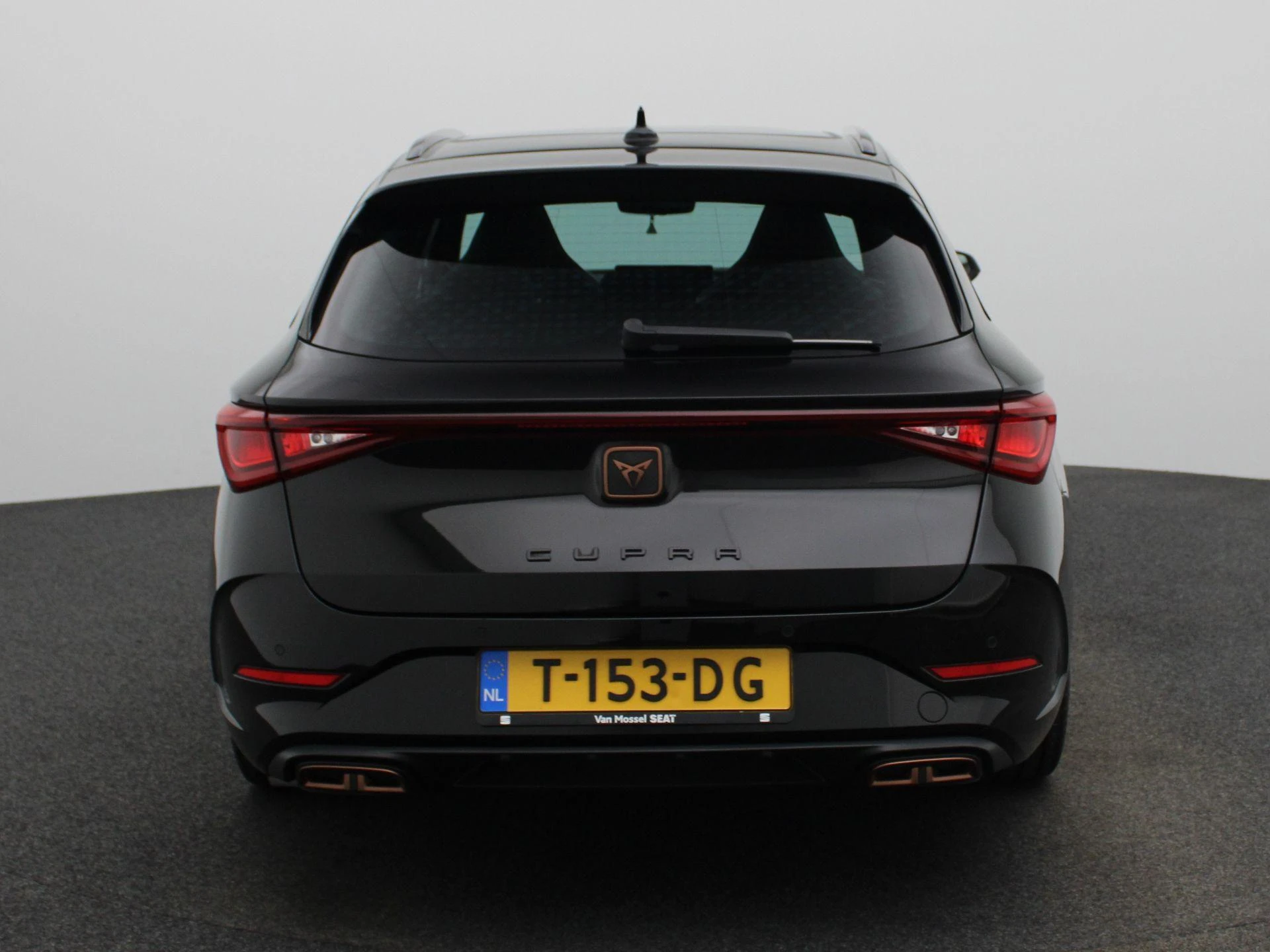 CUPRA-Leon Sportstourer-image-4