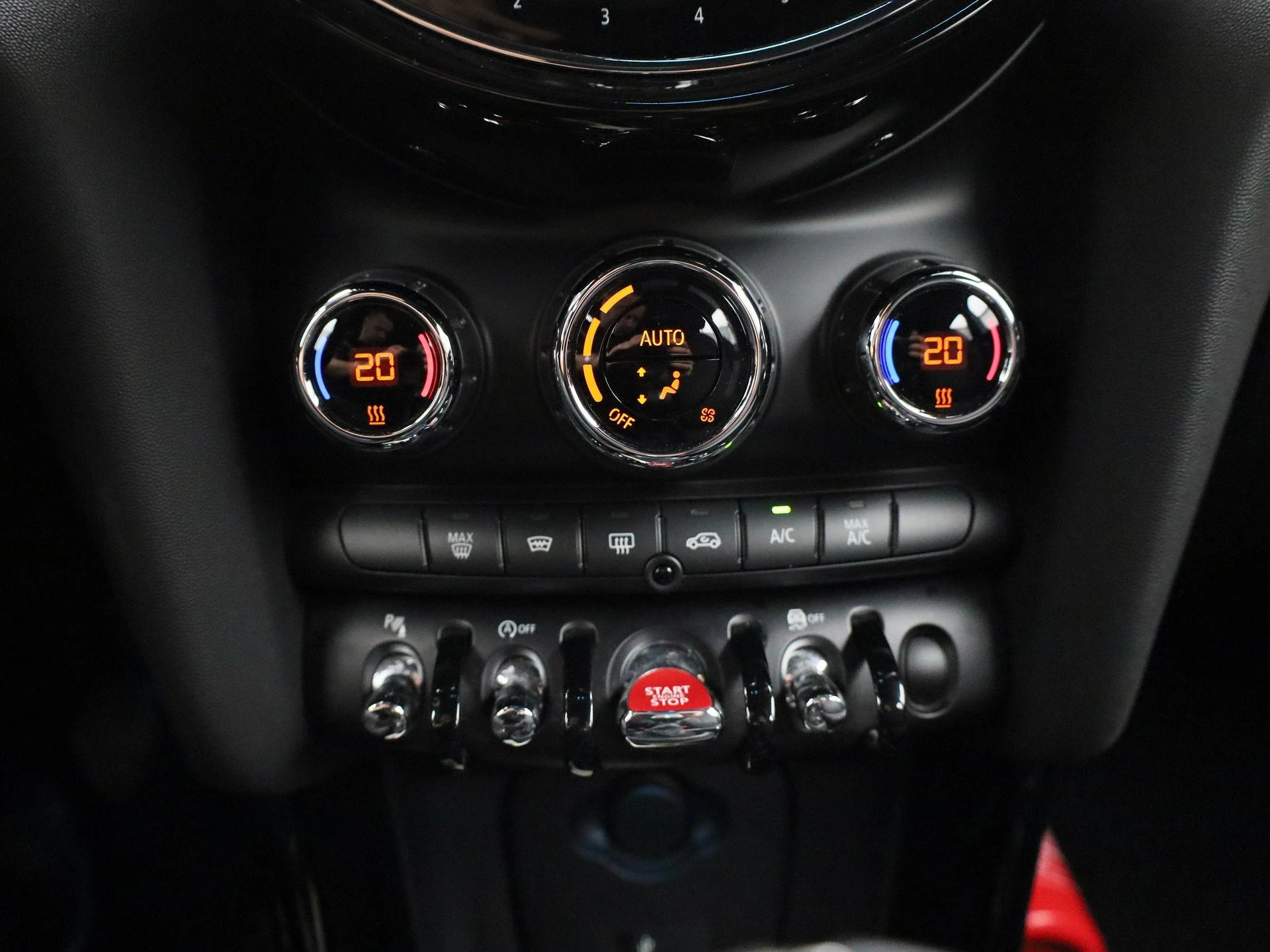 MINI One Mini 5 door PDC V+A | Carplay | Cruise Control
