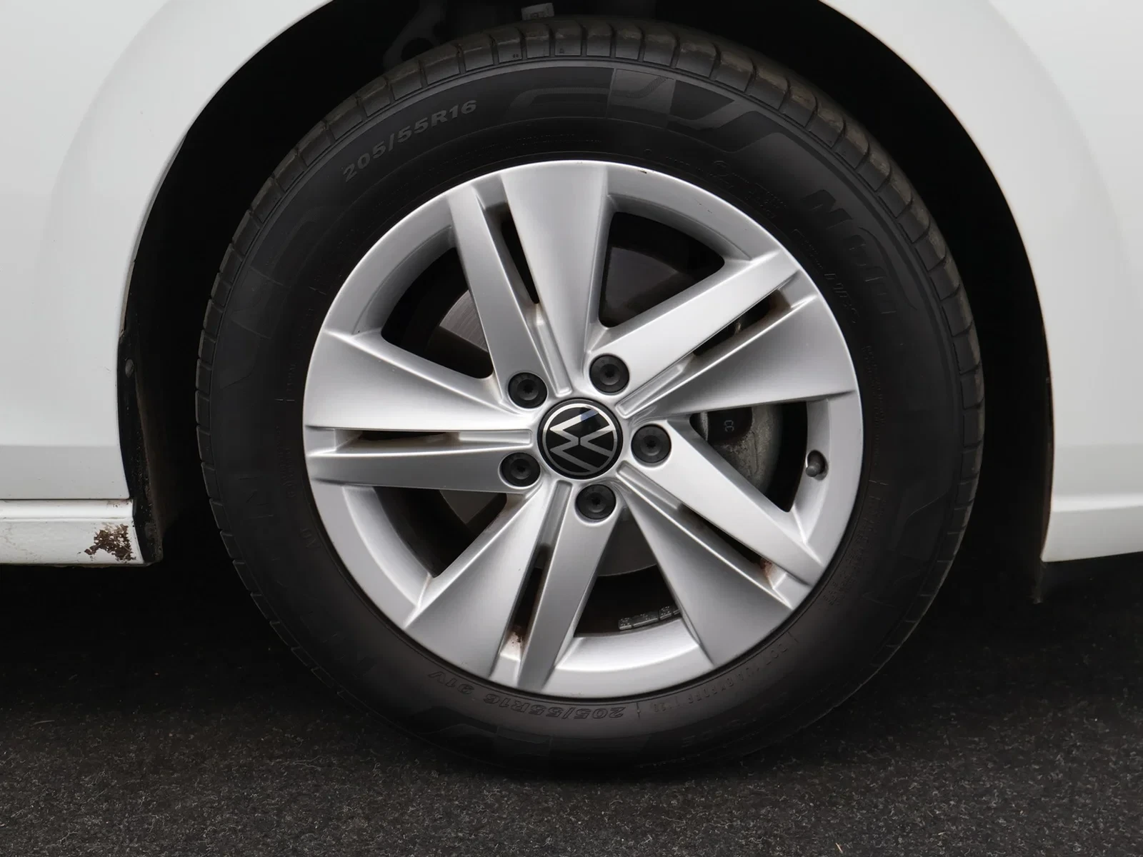 Volkswagen Golf VIII SW Golf 1.0eTSI Life 110PK *AUTOMAAT*LANE-ASSIST*ACC*PDC*APP-CONNECT*...*