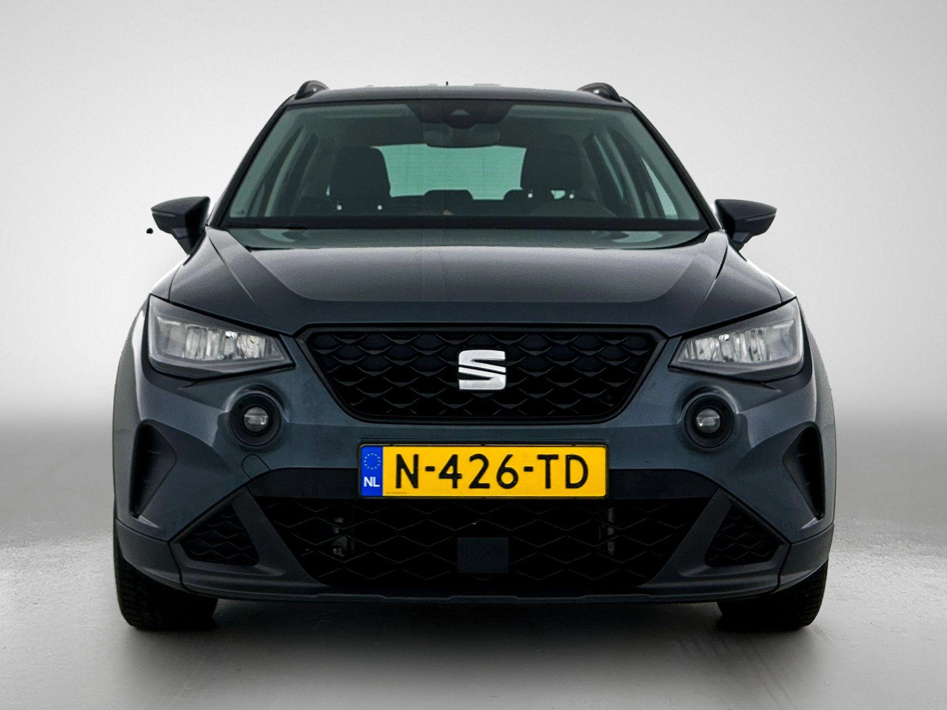 SEAT-Arona-image-4