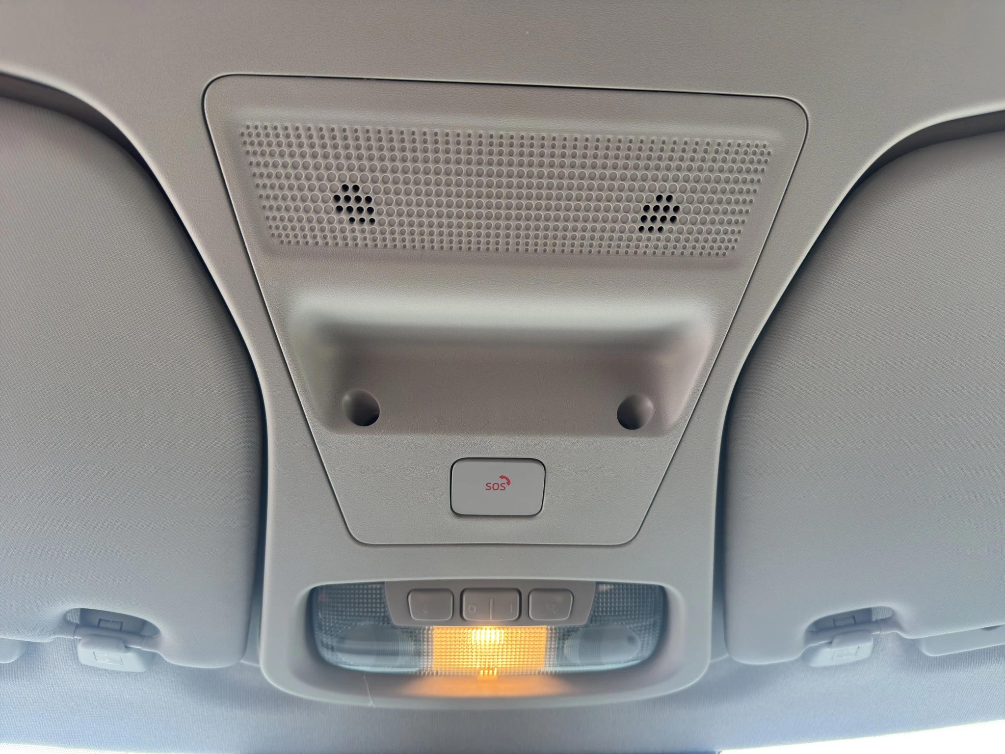 Ford-Transit Courier-image-19