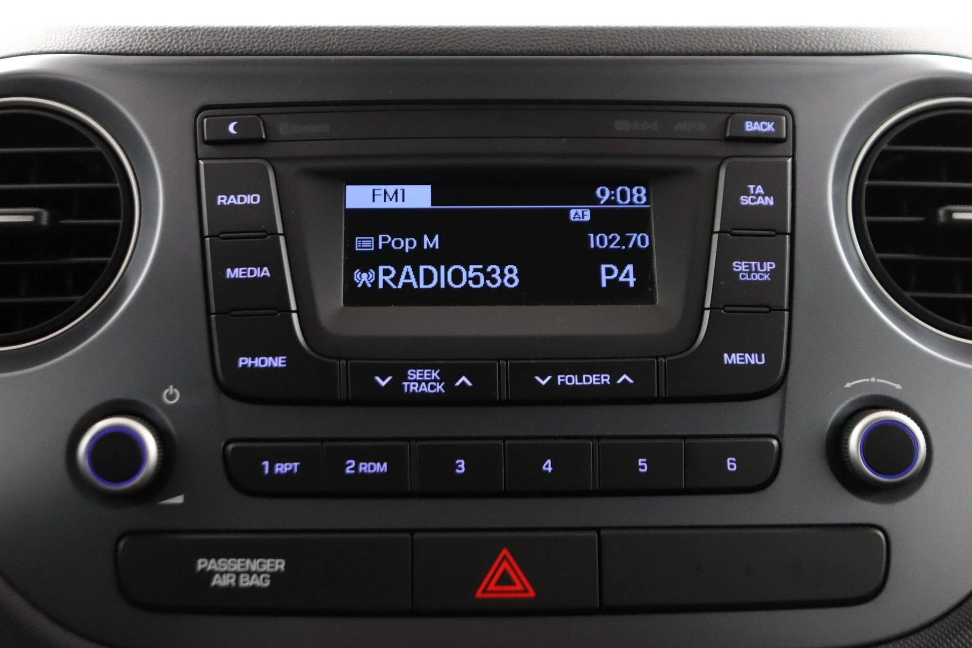 Hyundai-i10-image-11