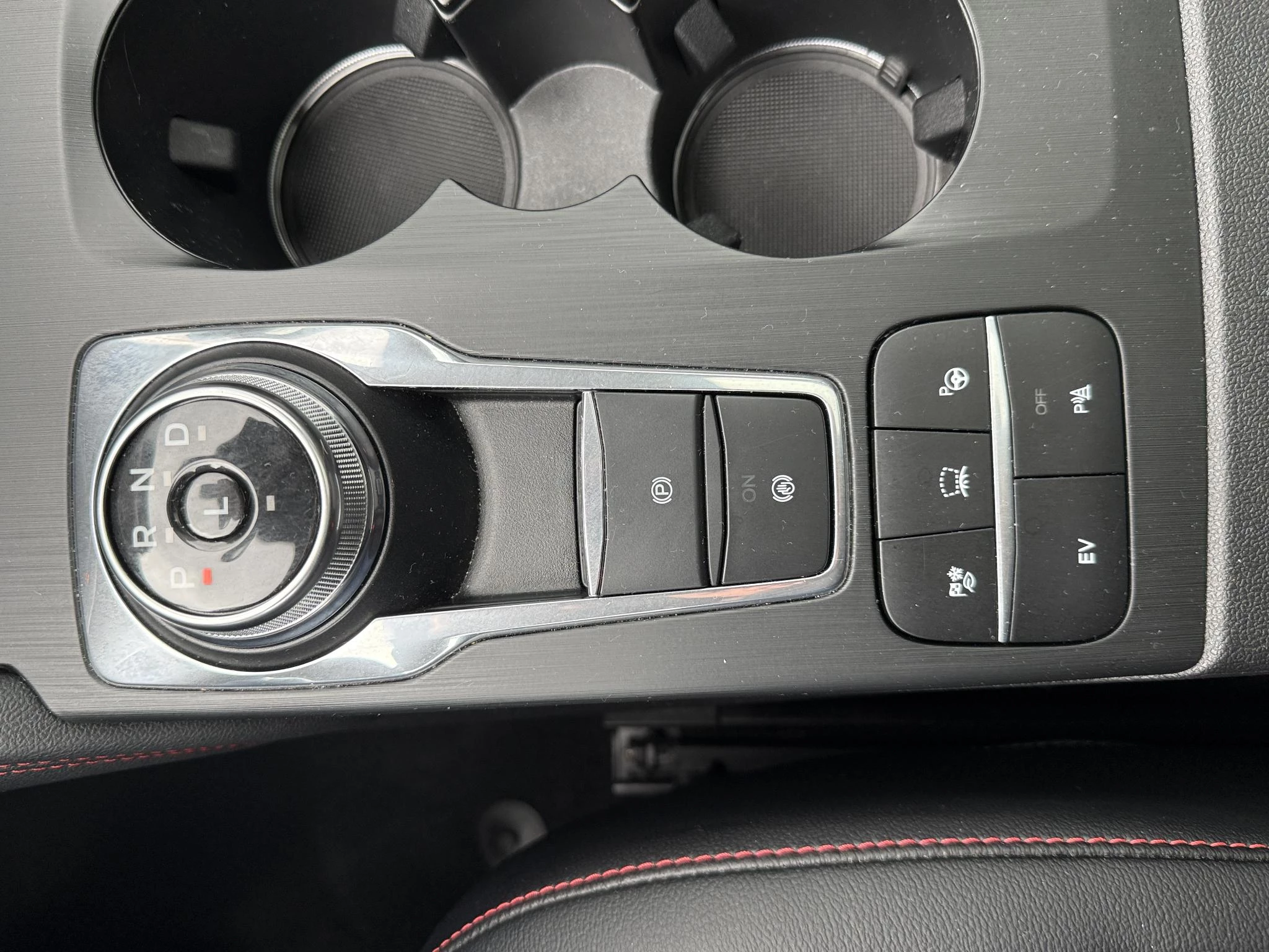 Ford-Kuga-image-26