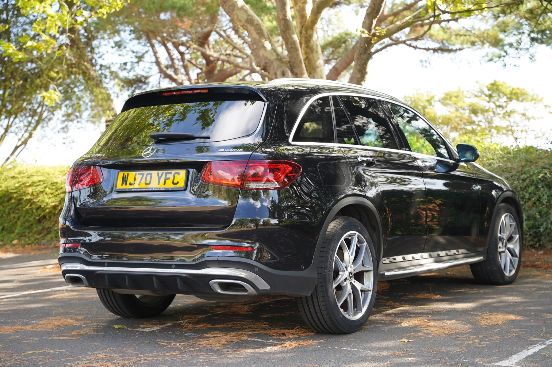 Mercedes-Benz-GLC-image-14