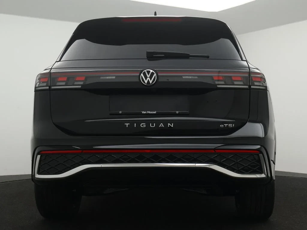Volkswagen-Tiguan-image-3