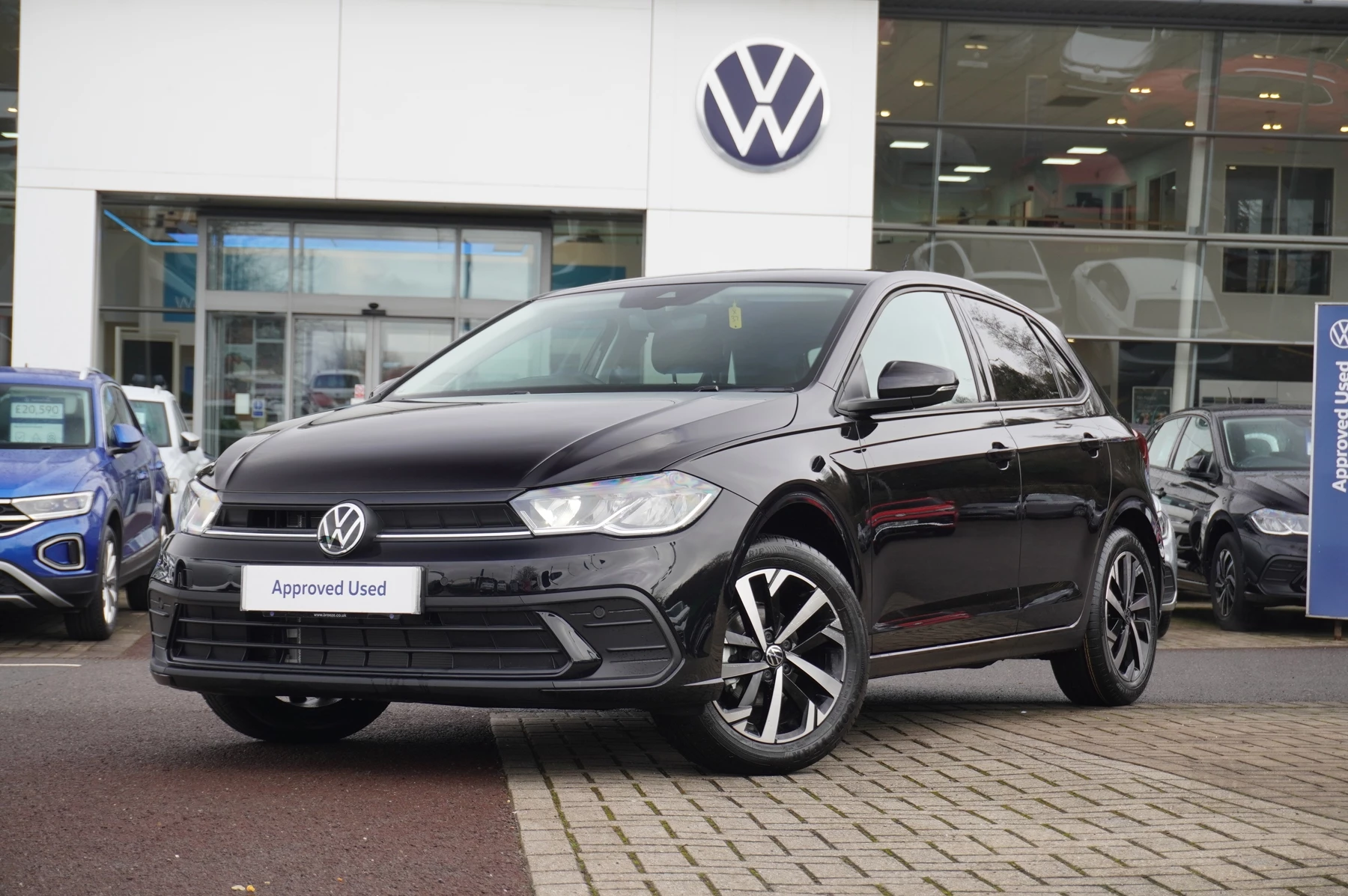 Volkswagen-Polo-image-19