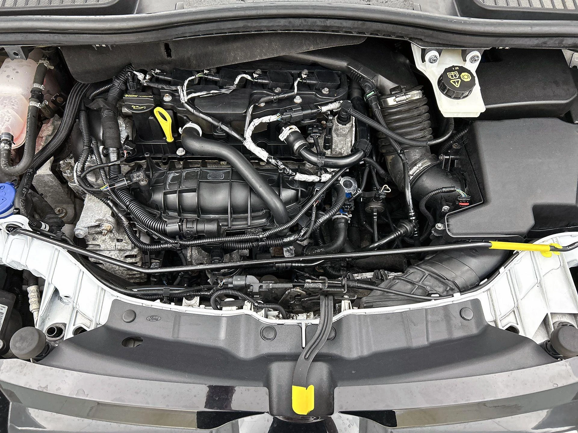 Ford-C-MAX-image-31