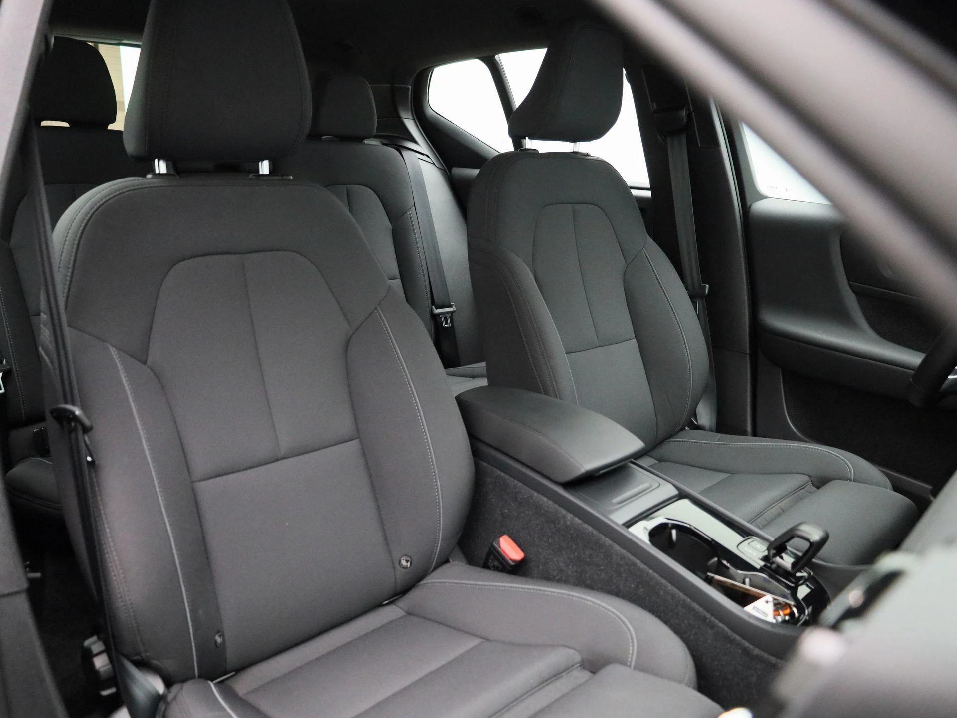 Volvo-XC40-image-34