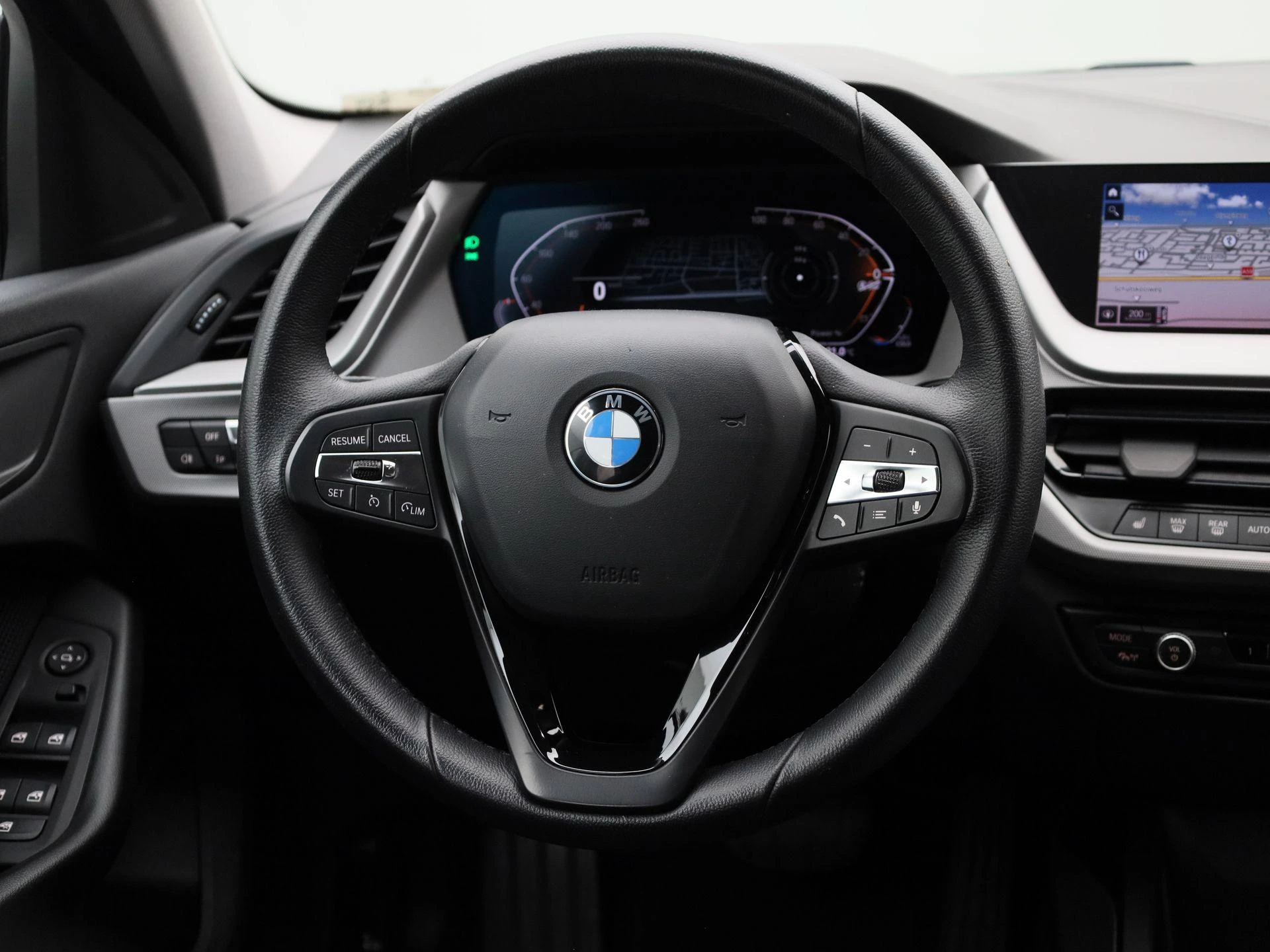 BMW-1 Serie-image-10