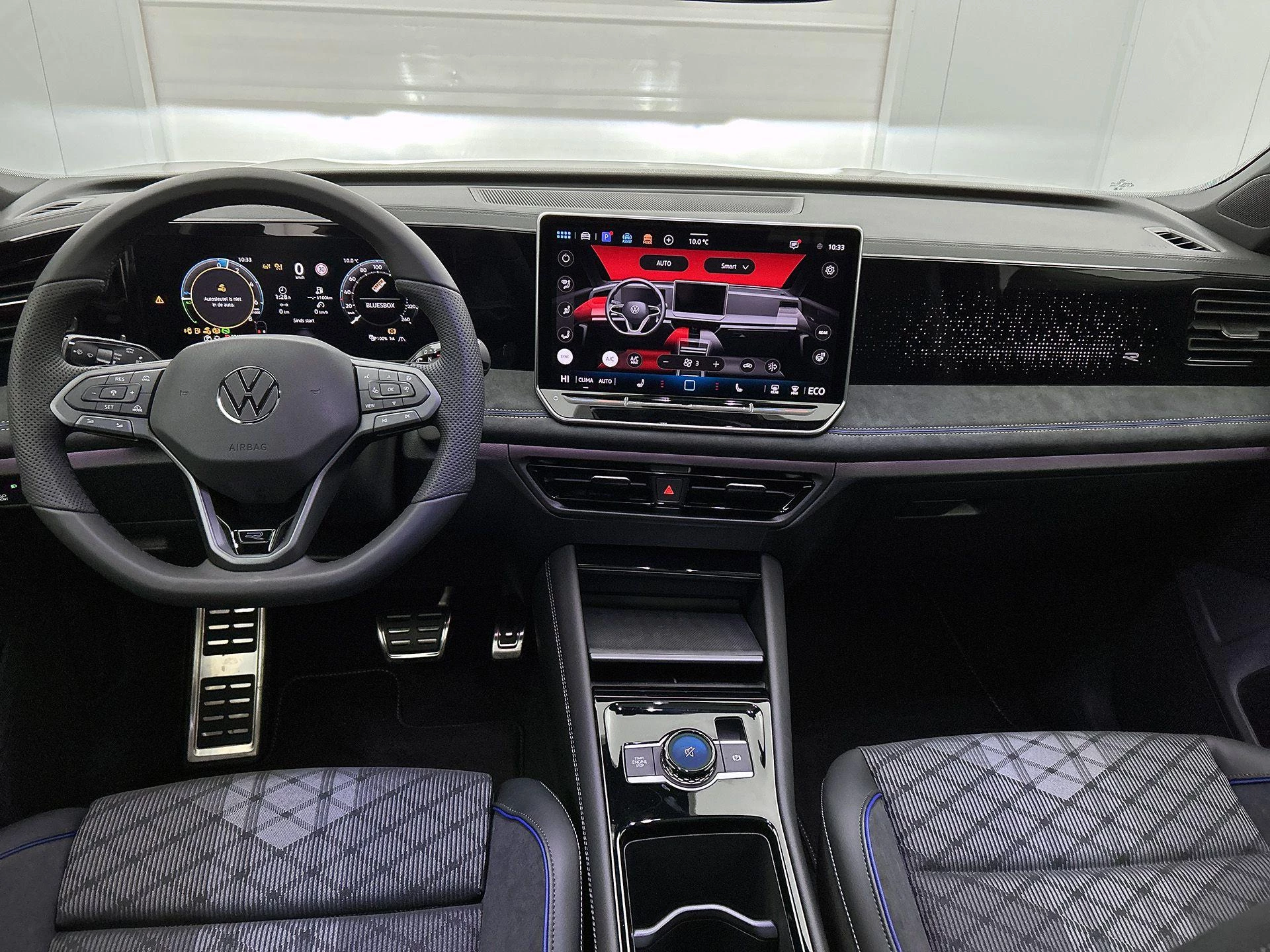 Volkswagen-Tiguan-image-20