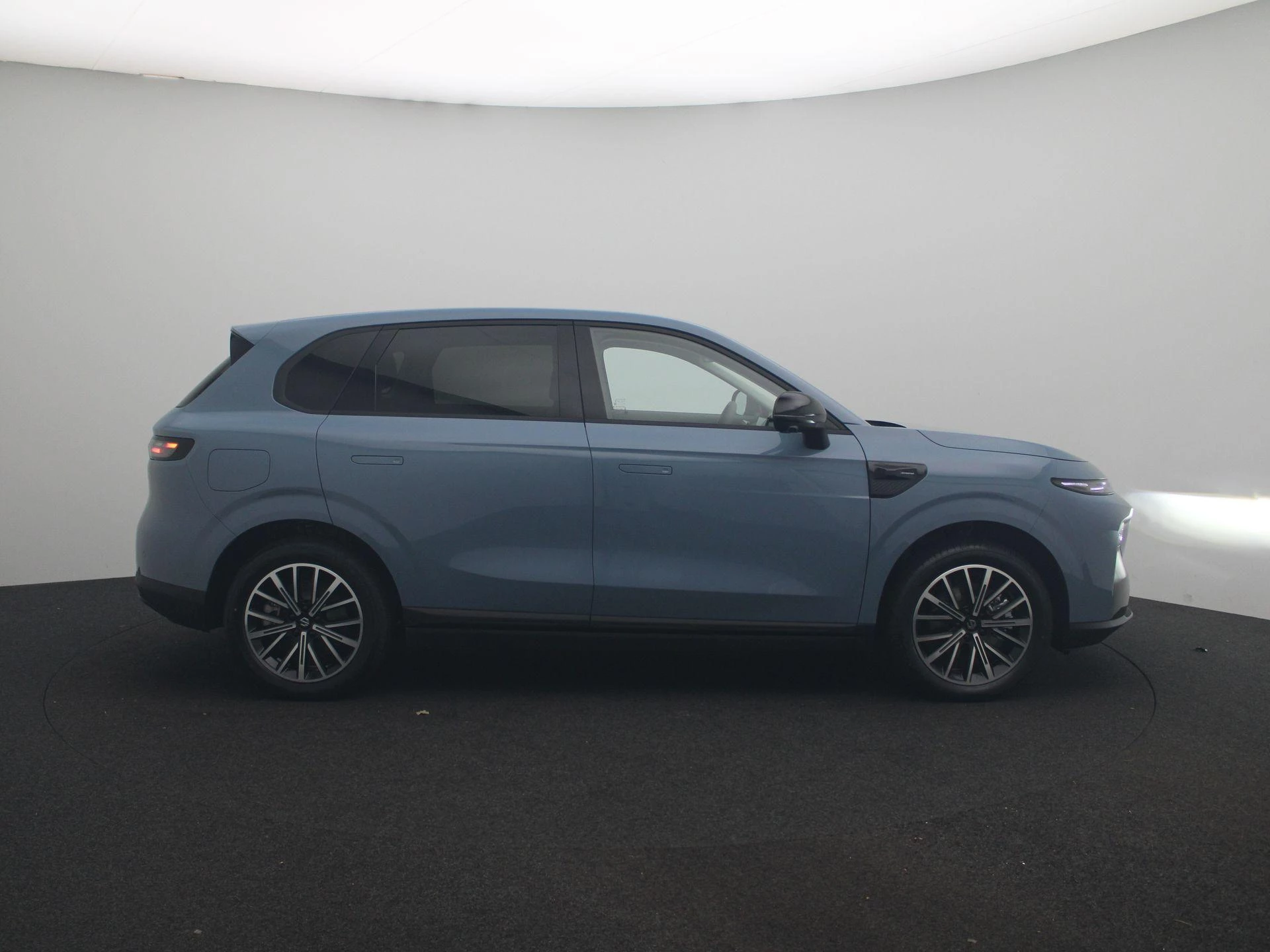 Leapmotor B10 Design ProMax 67.1 kWh