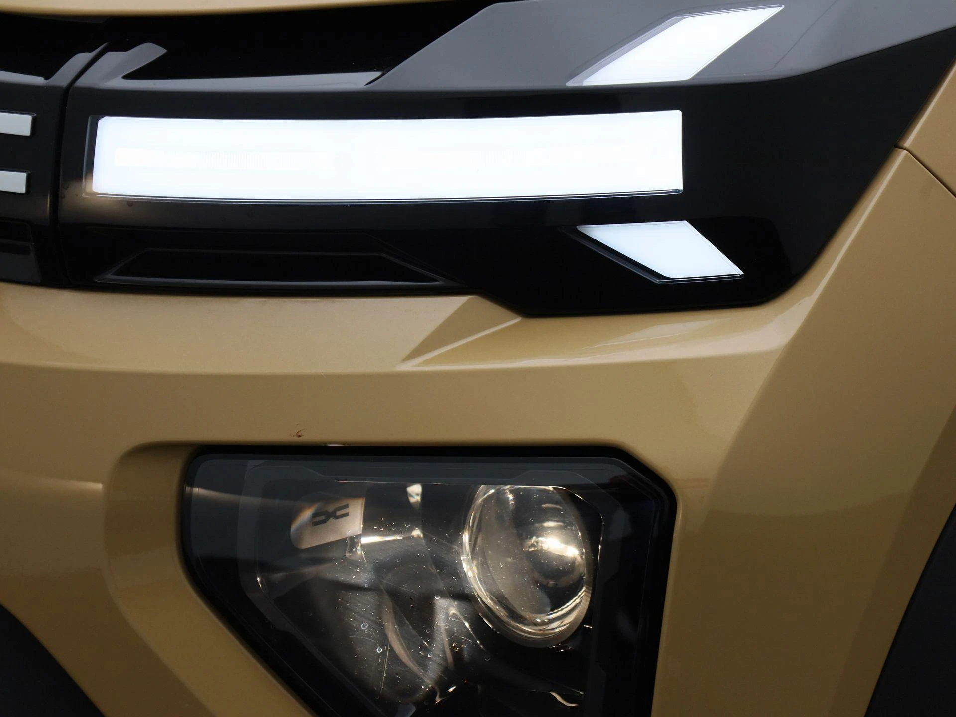 Dacia Spring - 13