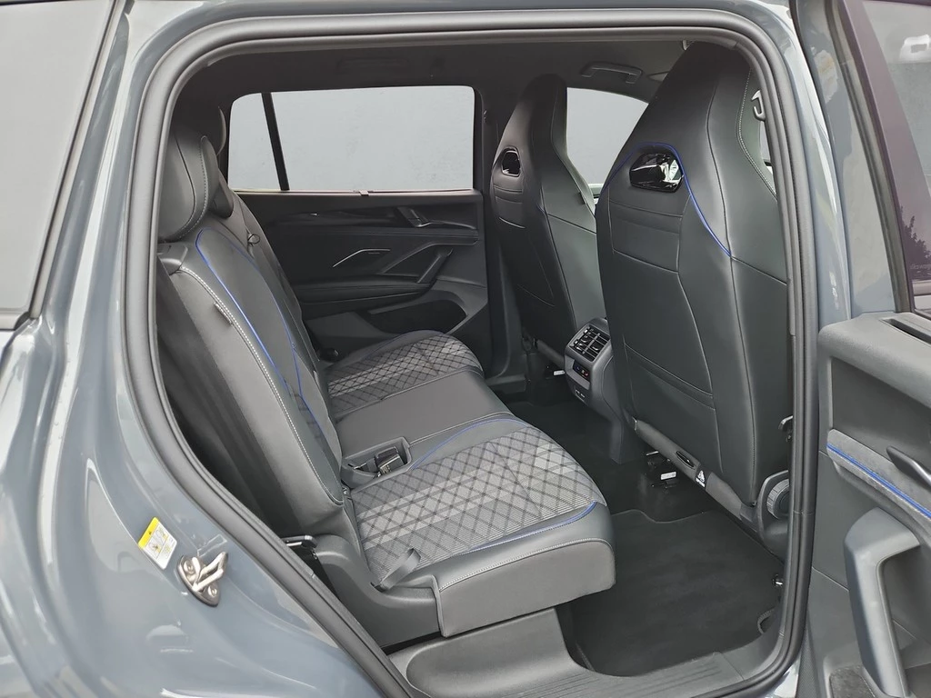 Volkswagen Tayron 2.0 TDI DSG R-Line