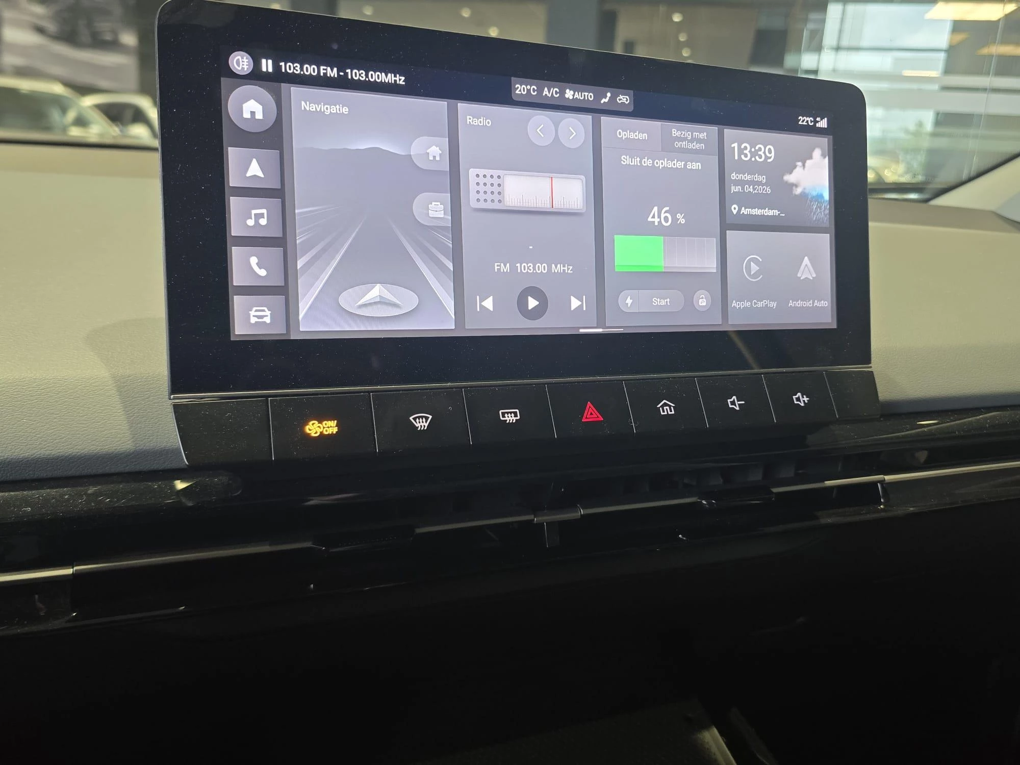 MG MG4 Luxury Long Range 64 kWh