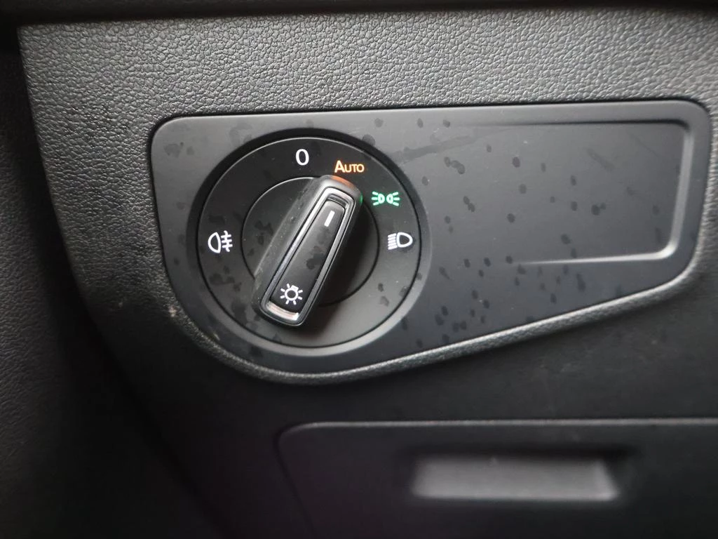 Volkswagen Tiguan Tiguan Life Business 1.5TSI ACT OPF 130PK *ALCANTARA*CAMERA*ACC*VIRTUAL COCKPIT*NAVI*LANE ASSIST*...*