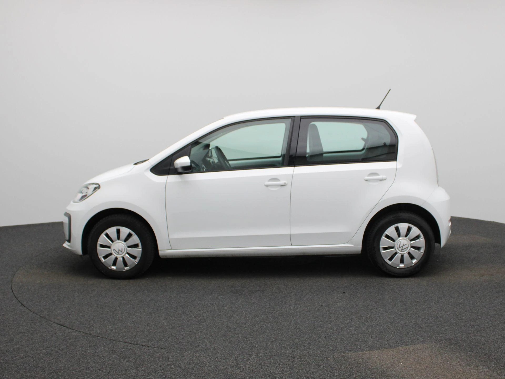 Volkswagen-up!-image-3
