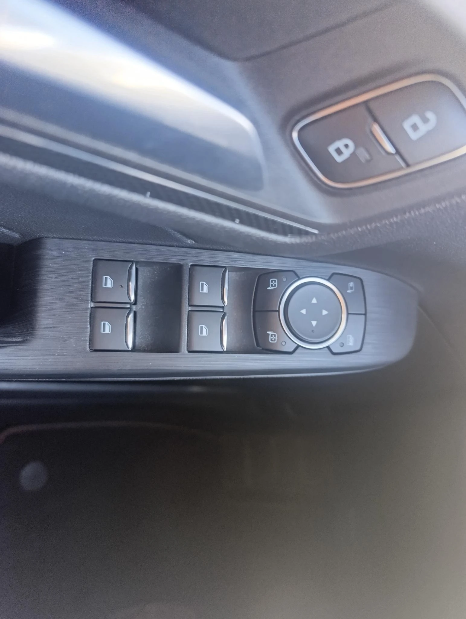 Ford-Kuga-image-18
