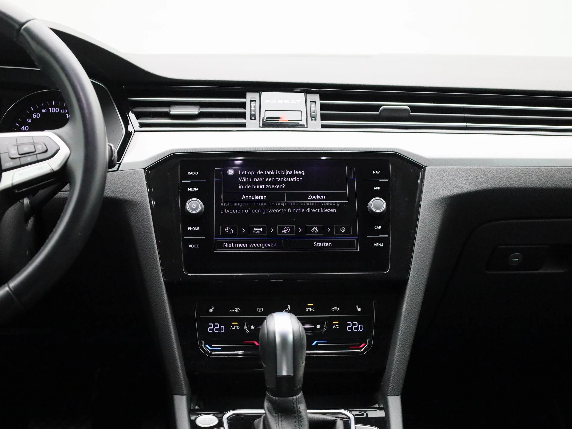 Volkswagen-Passat-image-8
