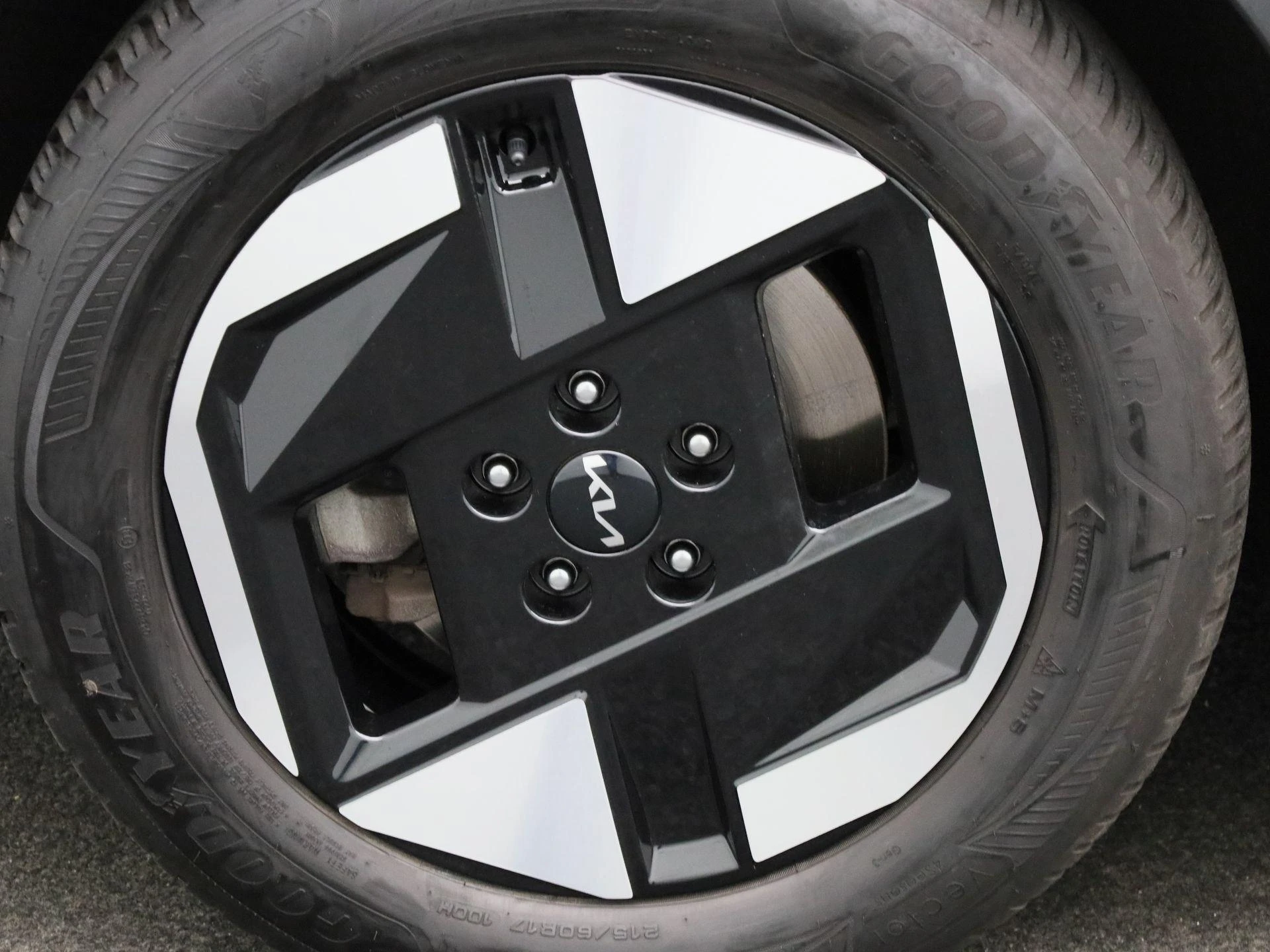 Kia-EV3-image-12