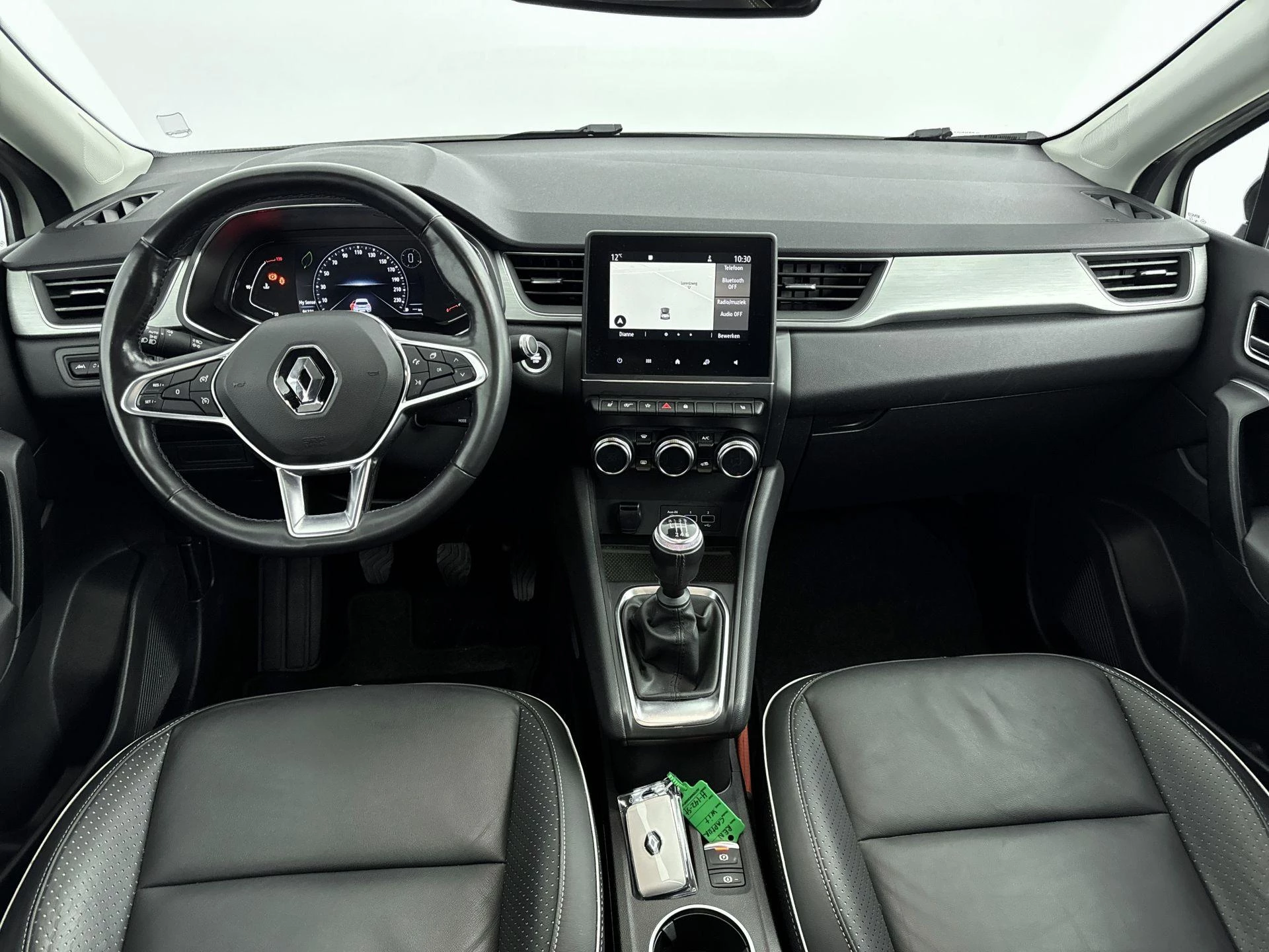 Renault-Captur-image-25