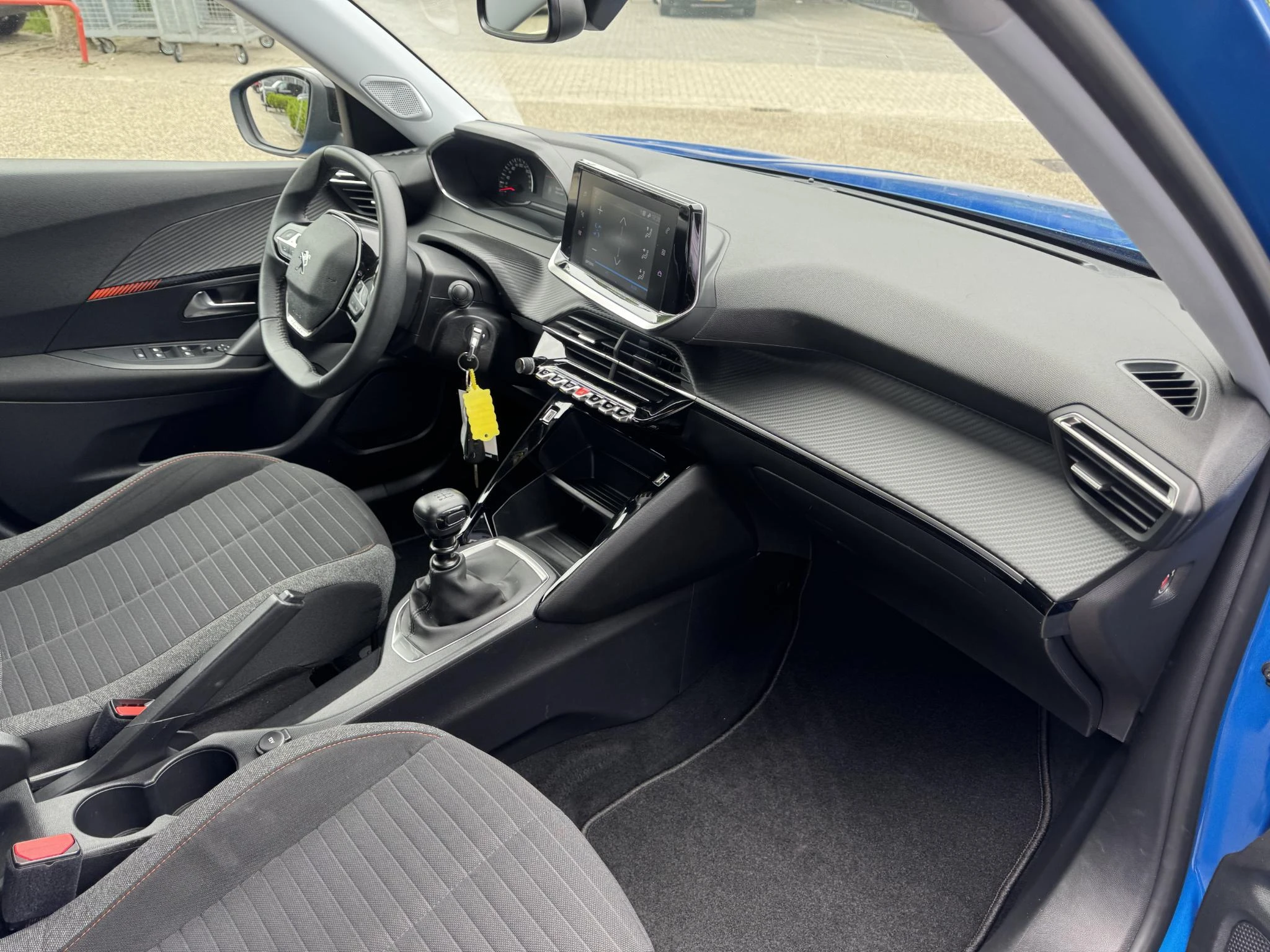 Peugeot-2008-image-15