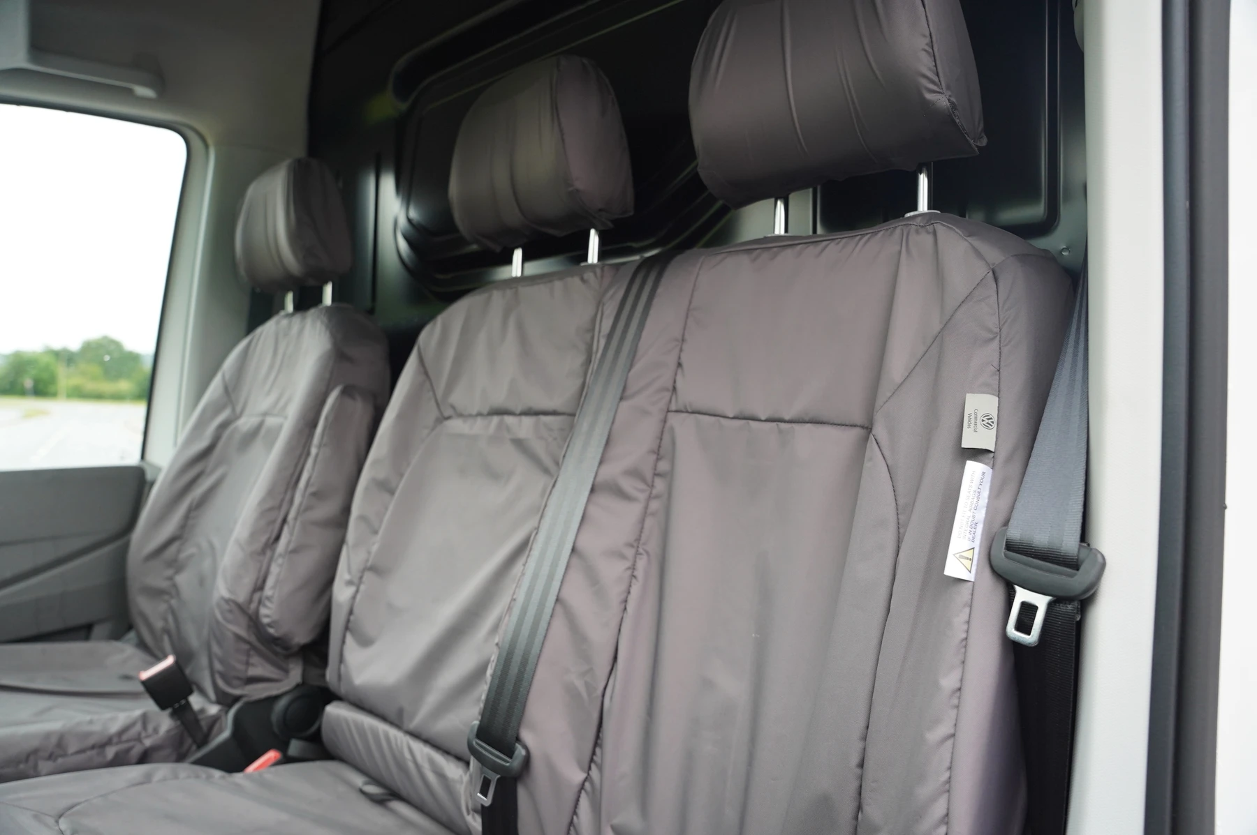 Volkswagen-Crafter-image-9